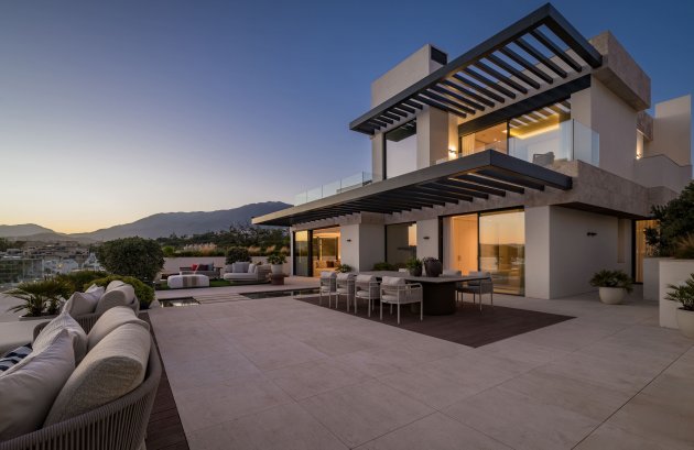 Apartment / flat - New Build - Estepona - Estepona
