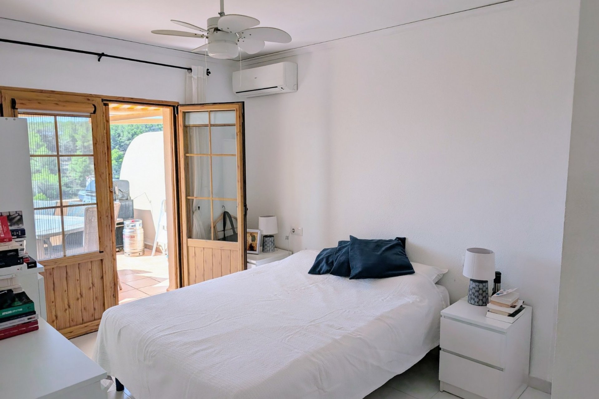 Herverkoop - Geschakelde woning -
Moraira - Benimeit