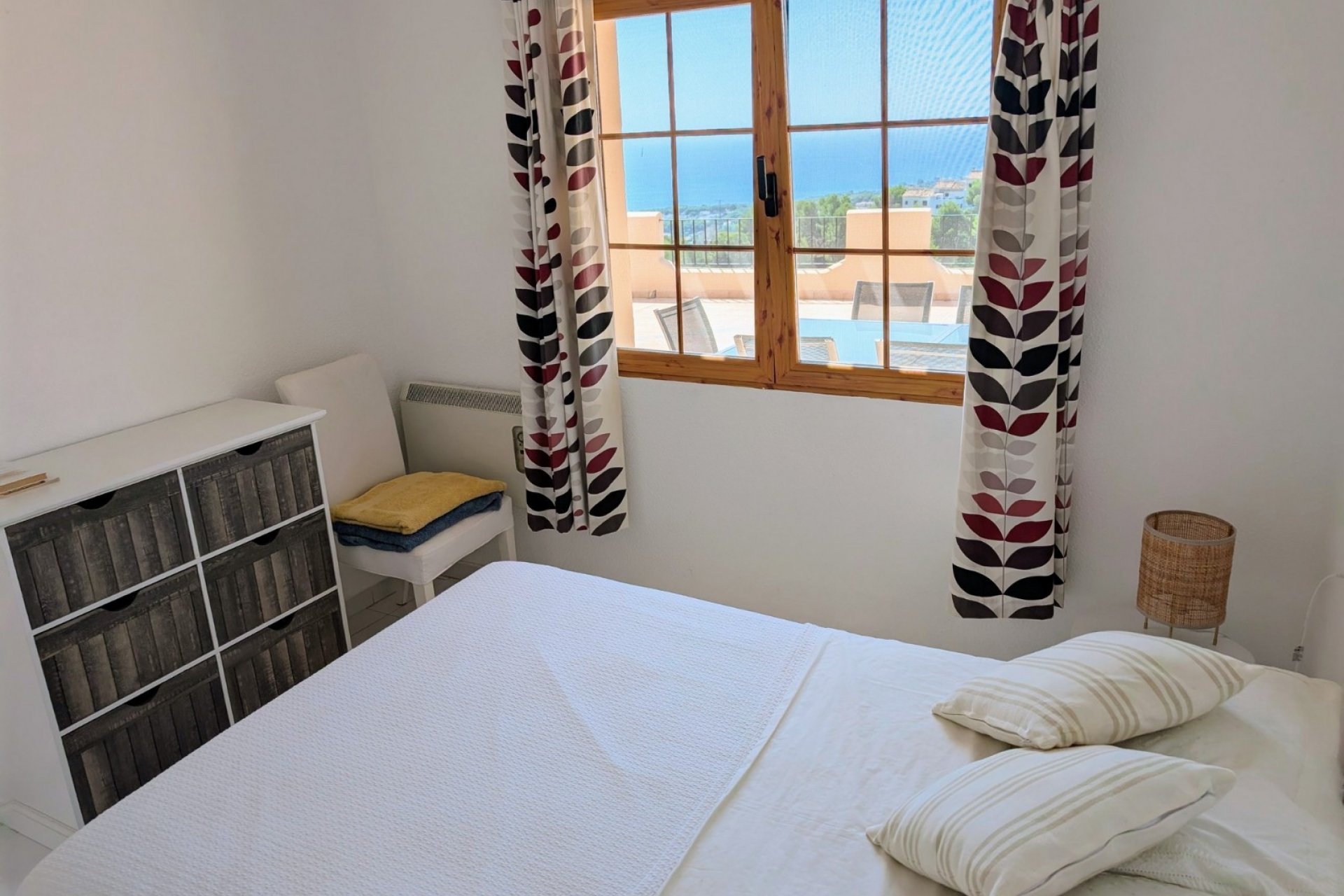 Herverkoop - Geschakelde woning -
Moraira - Benimeit