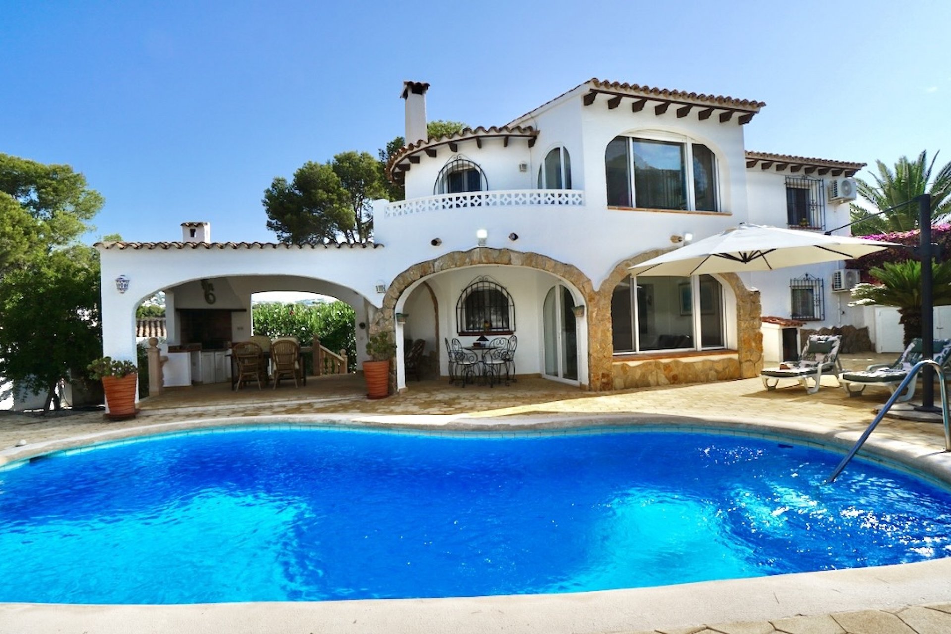 Herverkoop - Villa -
Benissa - Punta Estrella