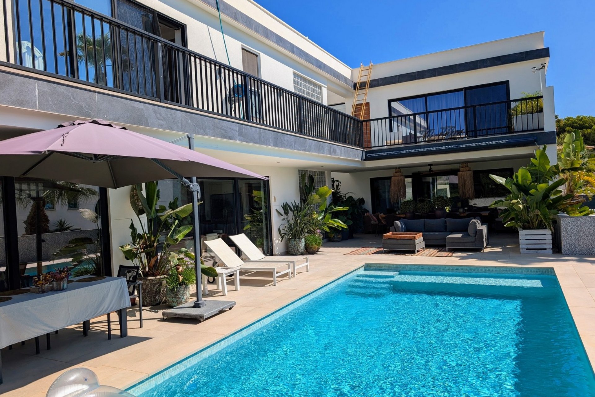 Herverkoop - Villa -
Calpe - Calalga