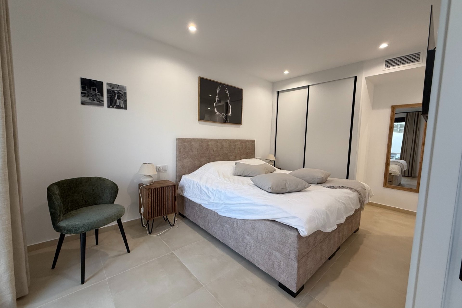 Herverkoop - Villa -
Finestrat