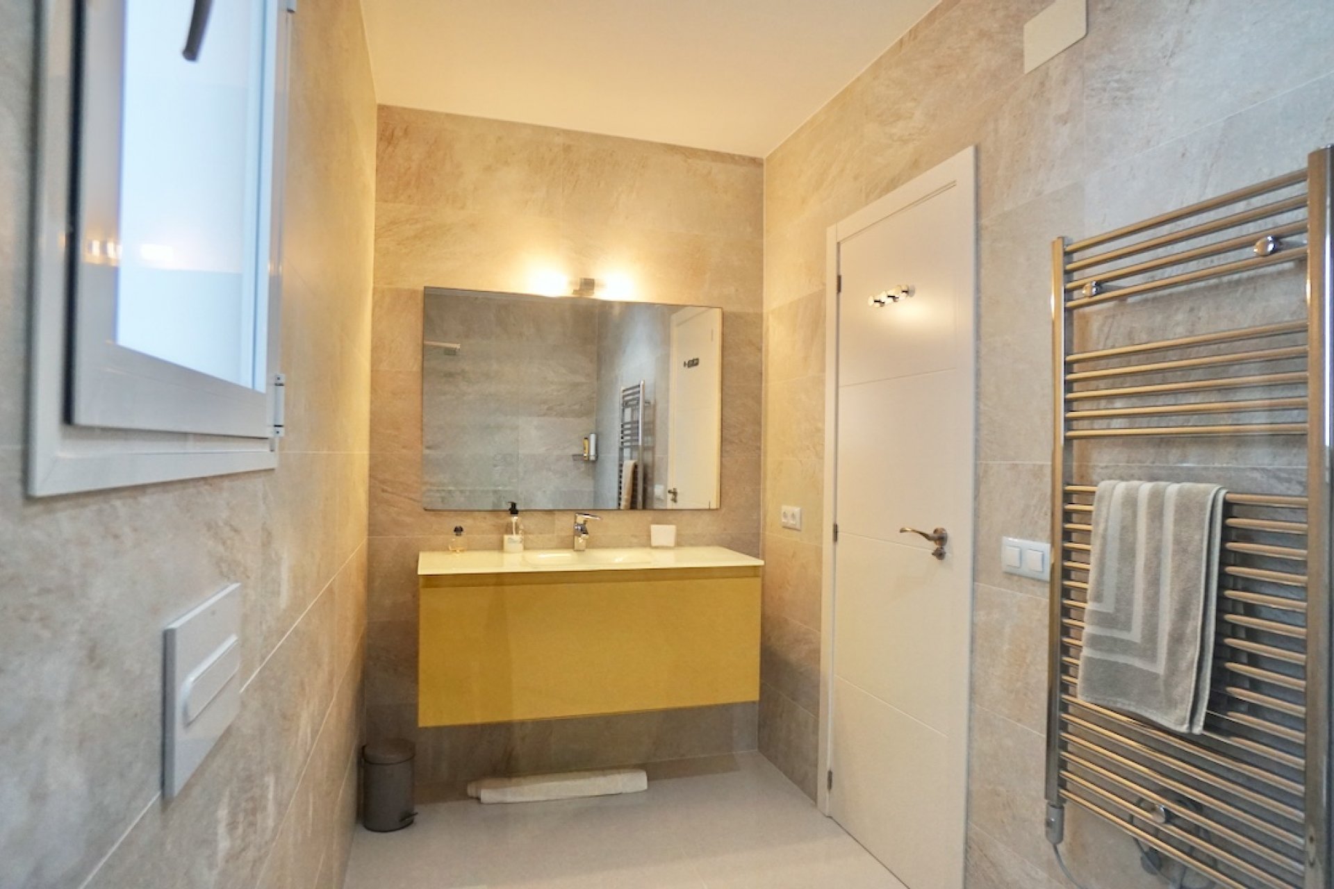 Herverkoop - Villa -
Moraira - Arnella