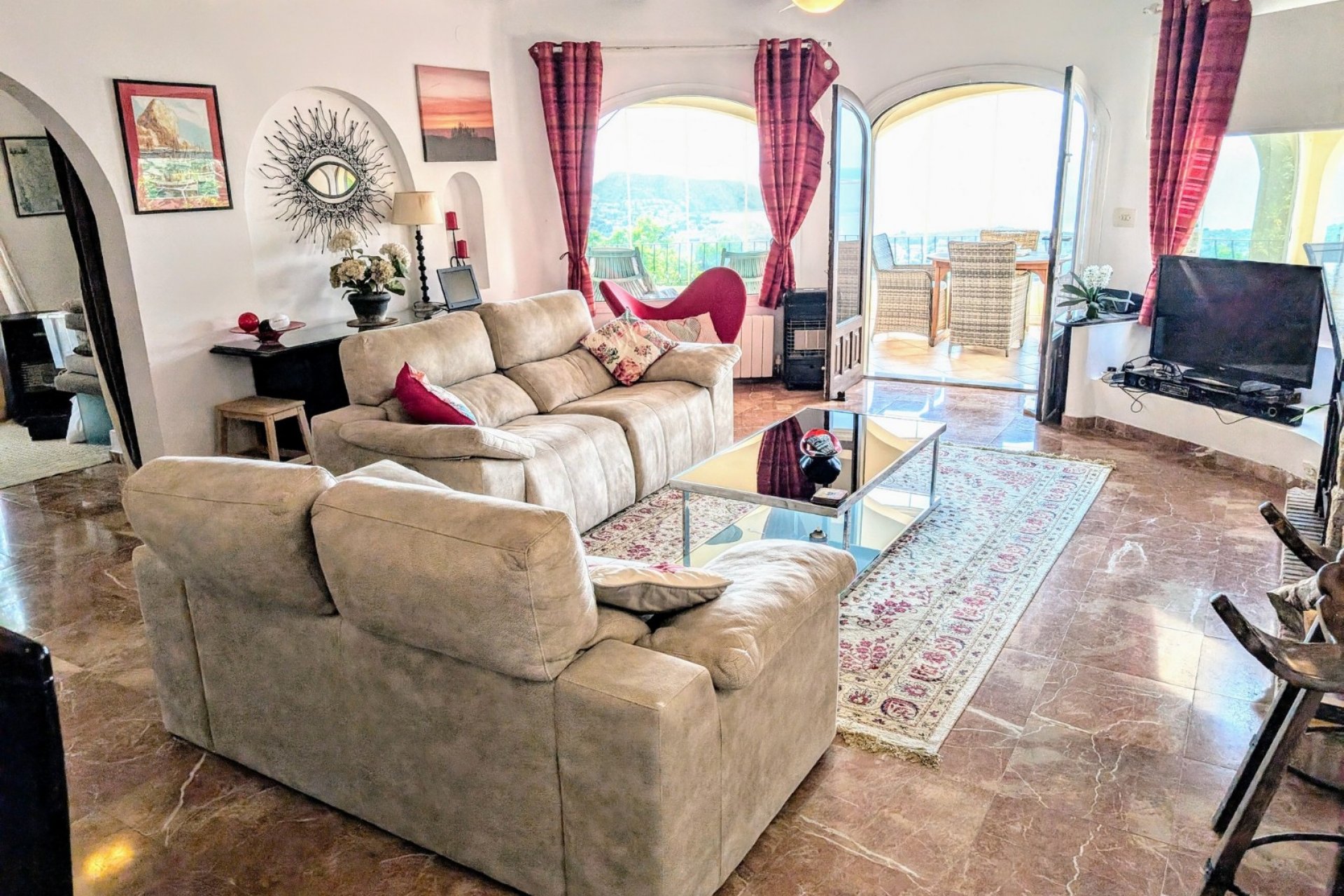 Herverkoop - Villa -
Moraira - Benimeit