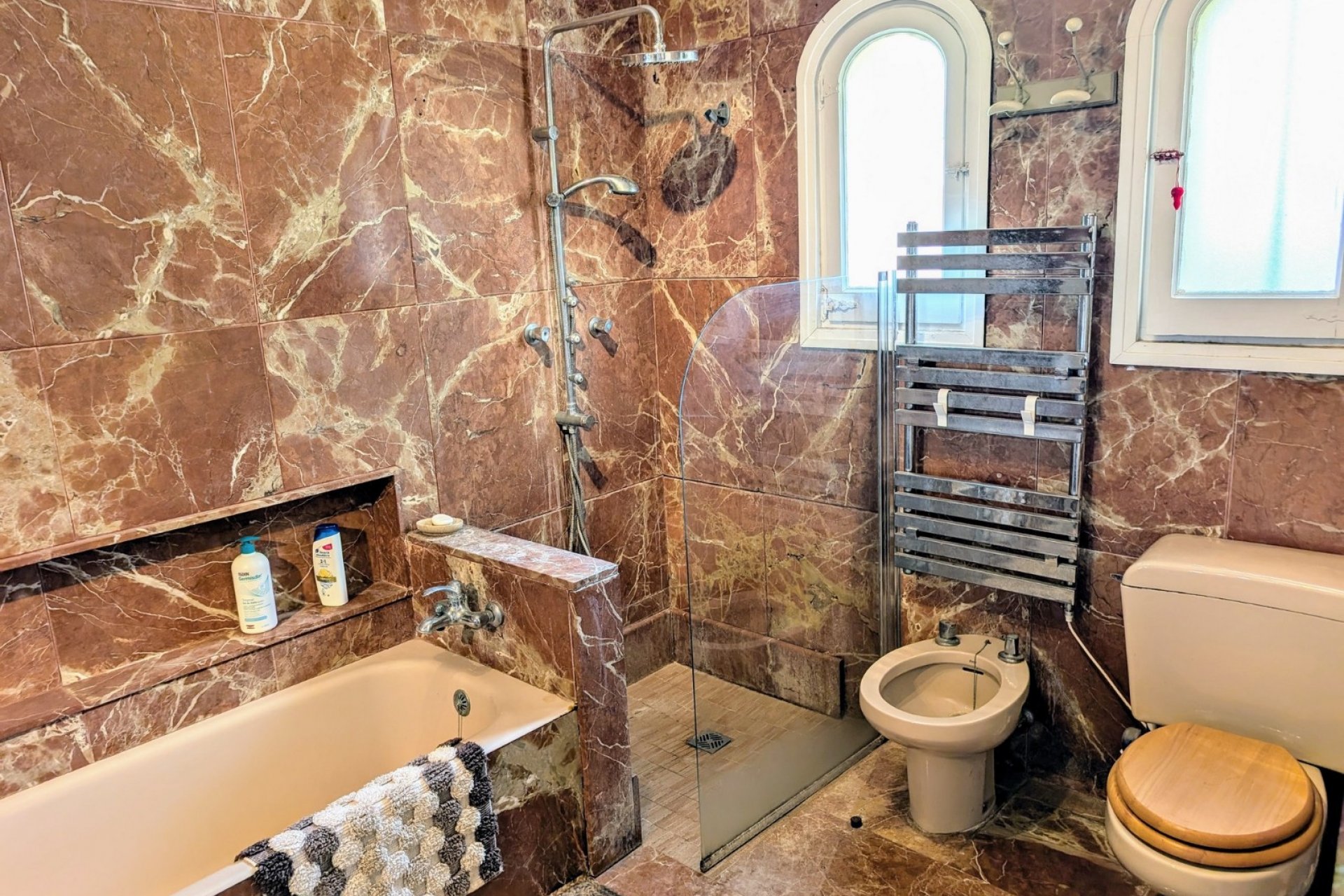 Herverkoop - Villa -
Moraira - Benimeit