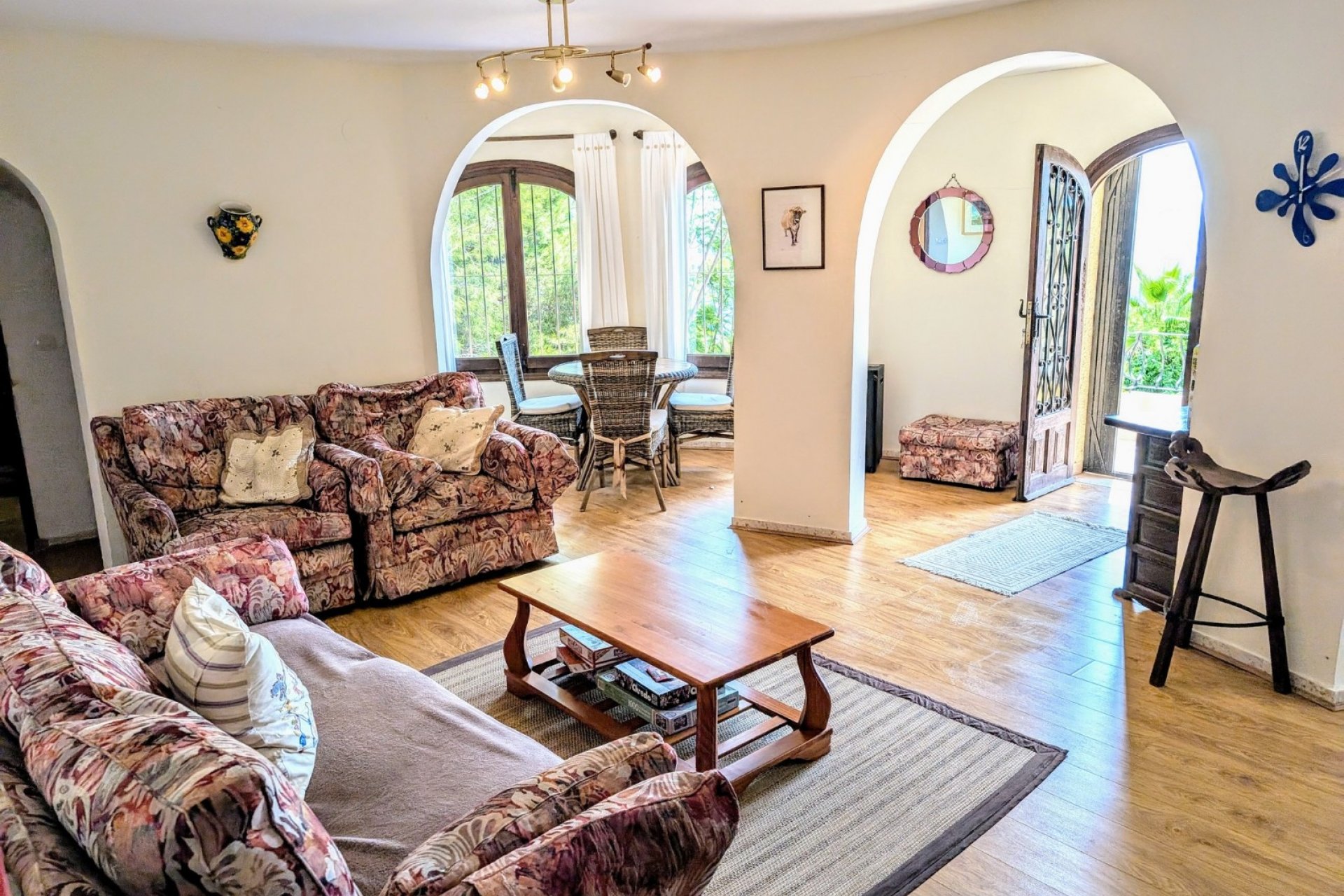 Herverkoop - Villa -
Moraira - Benimeit