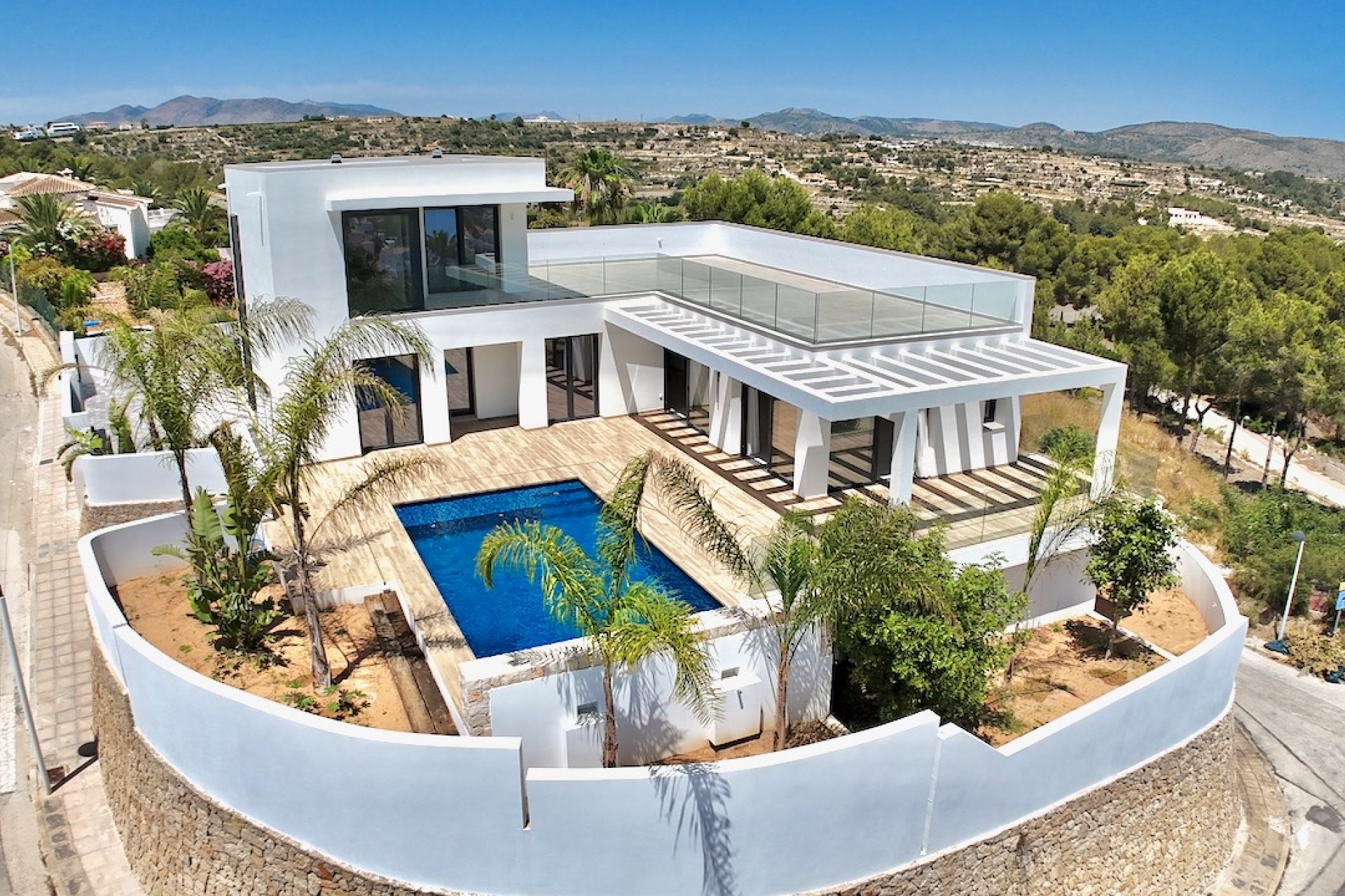 Herverkoop - Villa -
Moraira - Benimeit