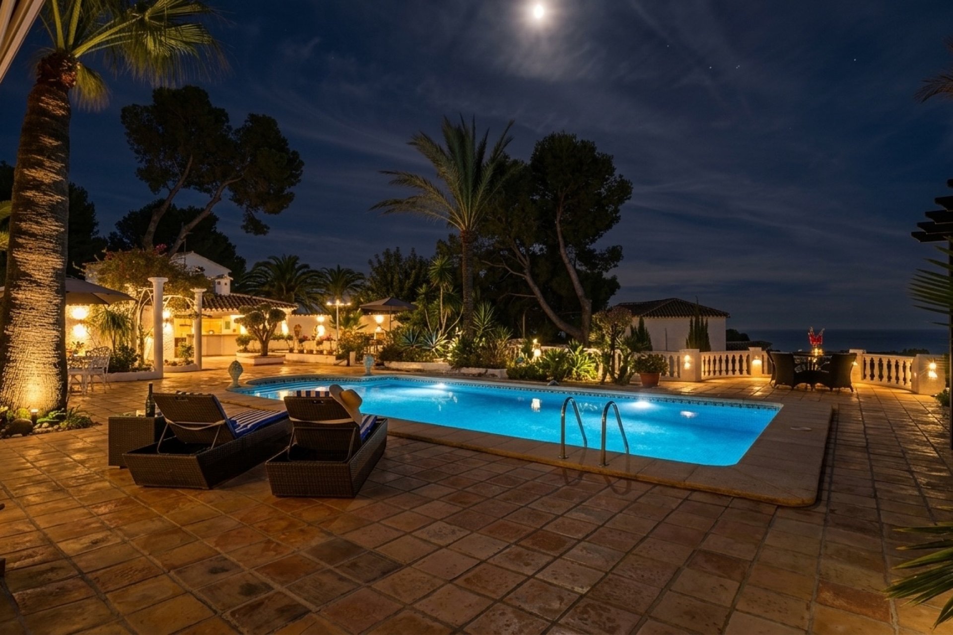 Herverkoop - Villa -
Moraira - Costera del Mar
