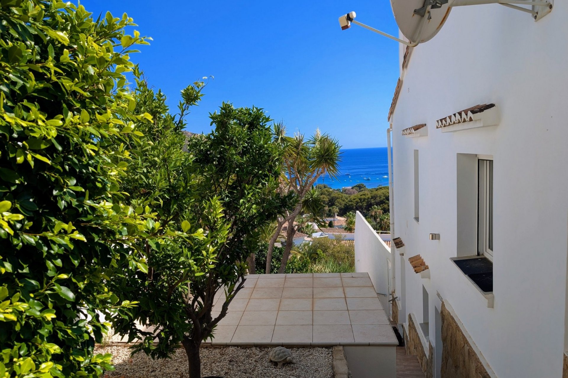 Herverkoop - Villa -
Moraira - El Portet