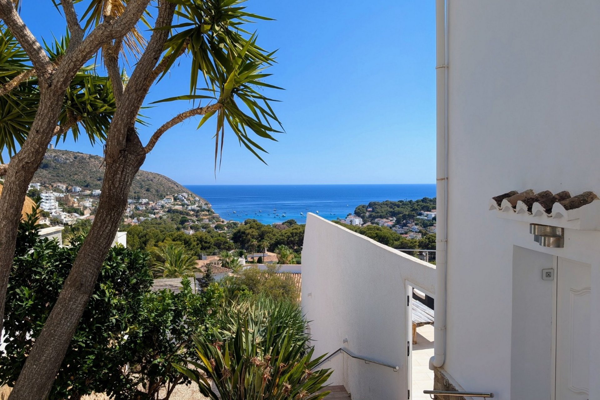 Herverkoop - Villa -
Moraira - El Portet