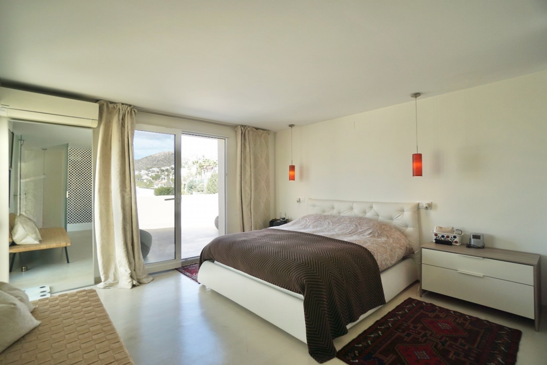 Herverkoop - Villa -
Moraira - El Portet