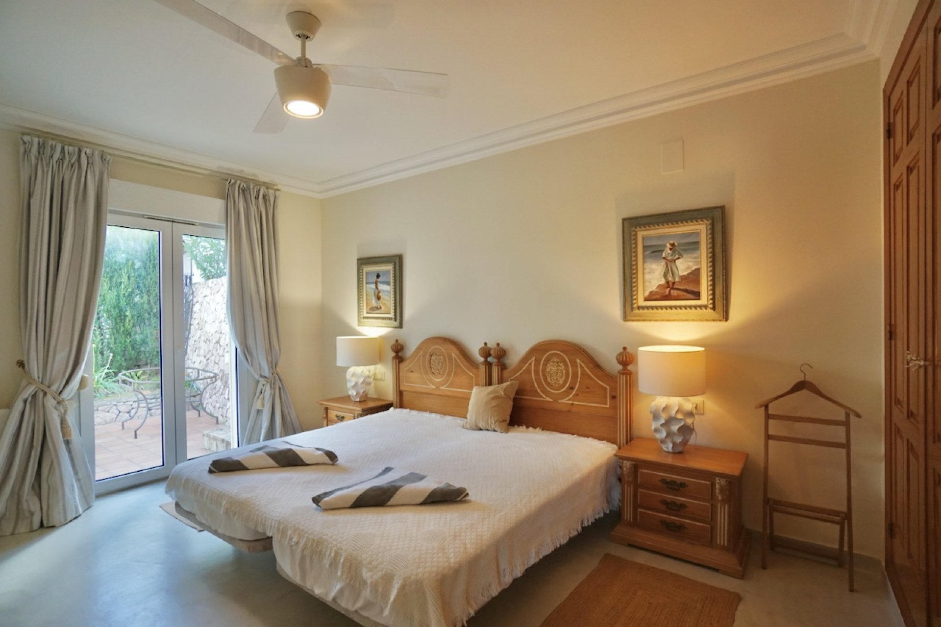 Herverkoop - Villa -
Moraira - El Portet