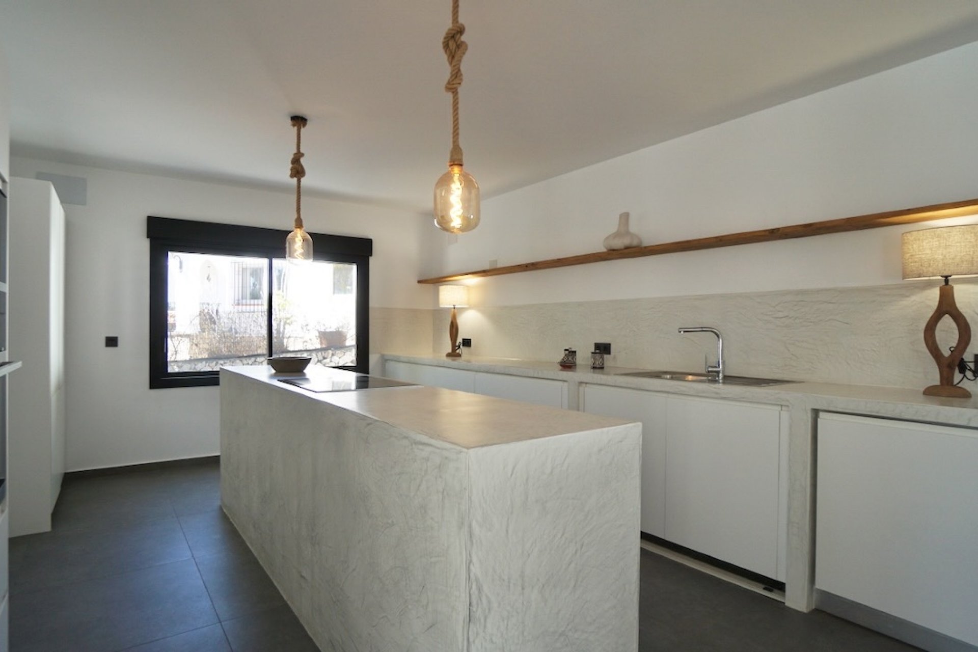 Herverkoop - Villa -
Moraira - El Portet