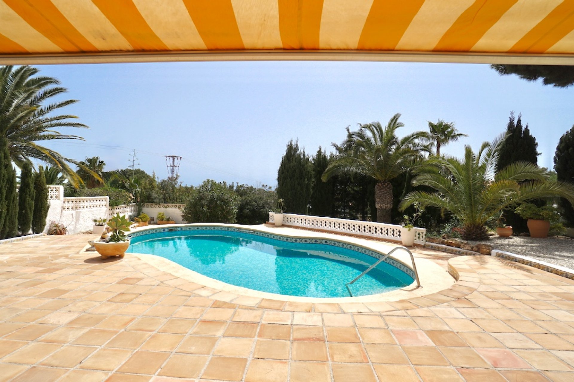 Herverkoop - Villa -
Moraira - Moravit