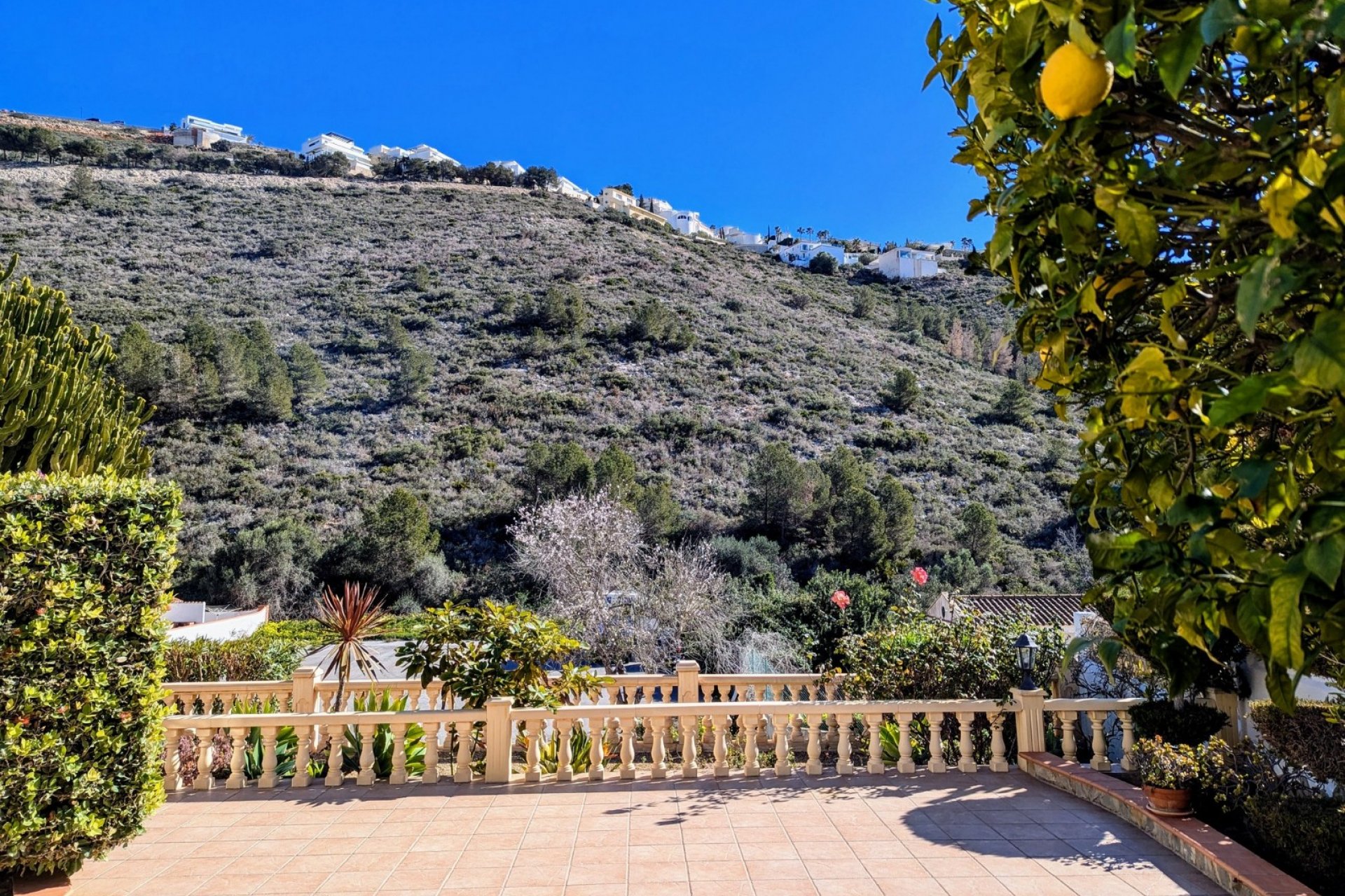 Herverkoop - Villa -
Moraira - Valle del Portet, Benitachell