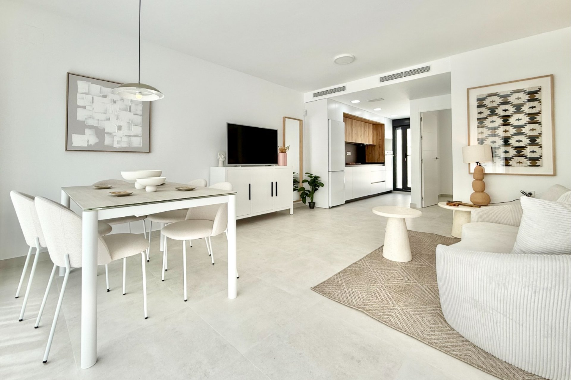 New Build - Apartment / flat -
Cox