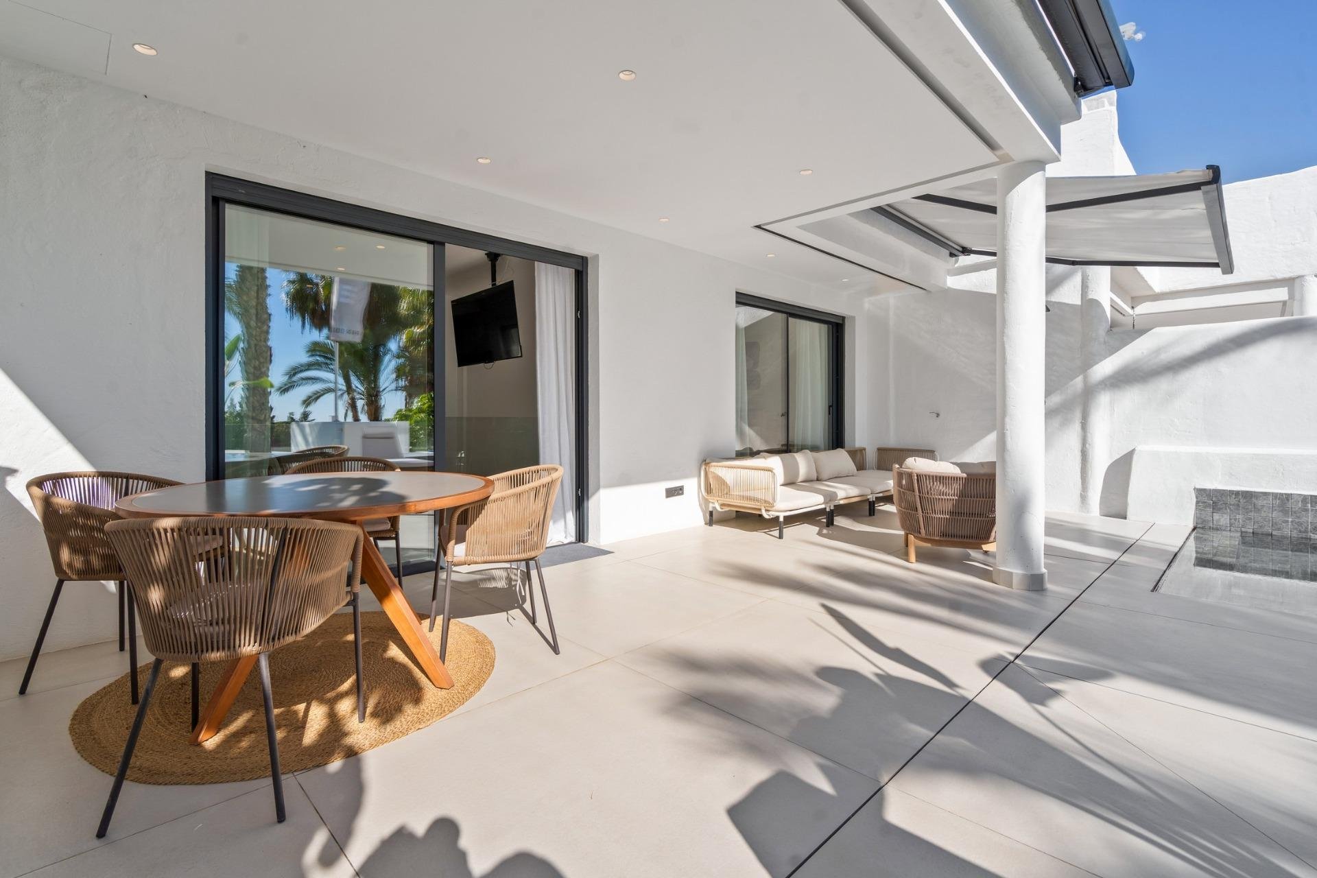 New Build - Apartment / flat -
Estepona - El Paraíso