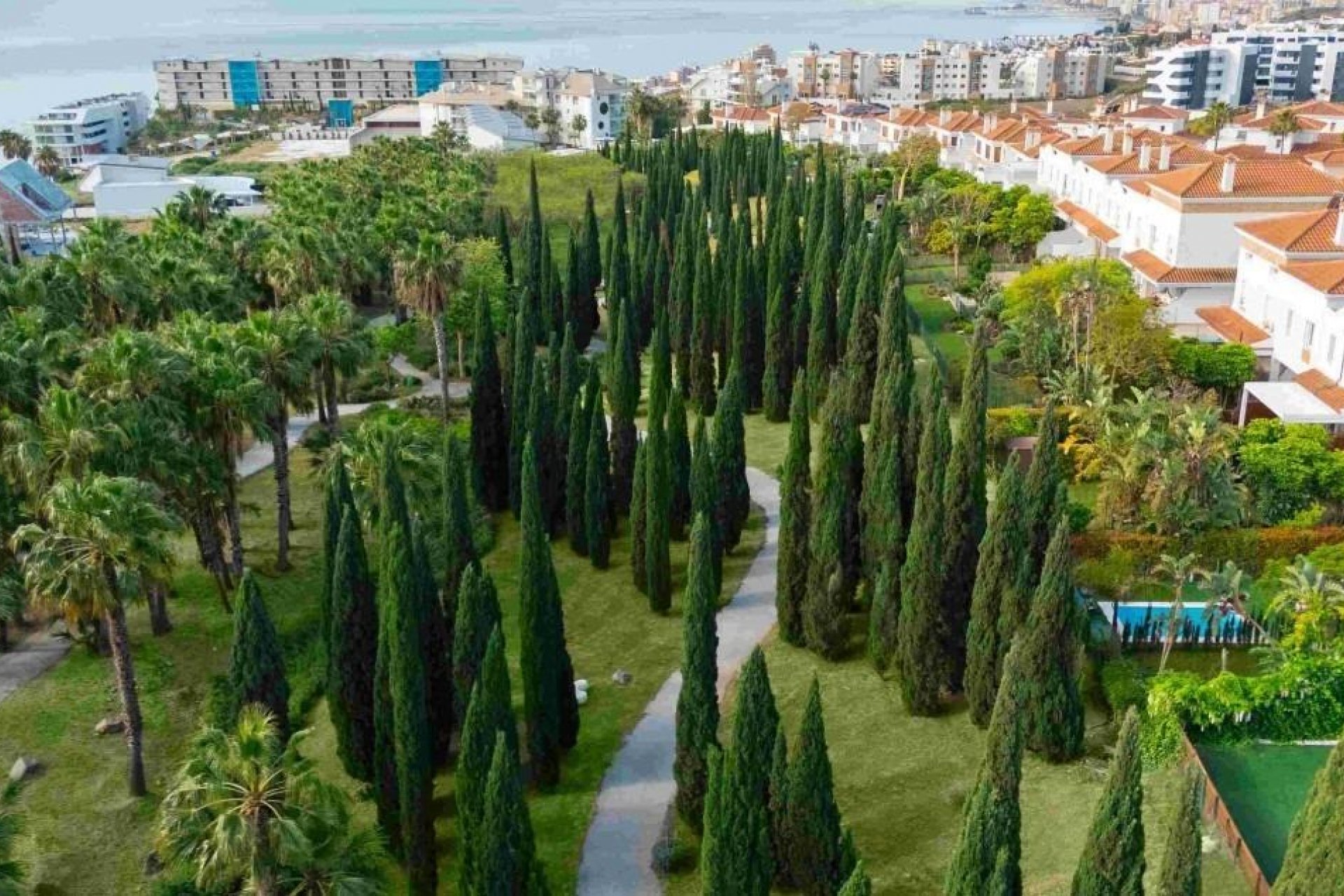 New Build - Apartment / flat -
Fuengirola - Higueron
