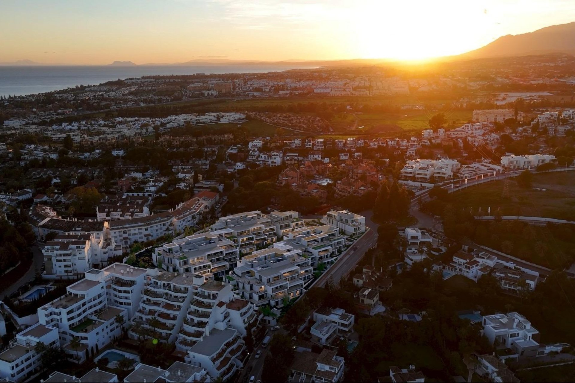 New Build - Apartment / flat -
Marbella - Nueva Andalucia