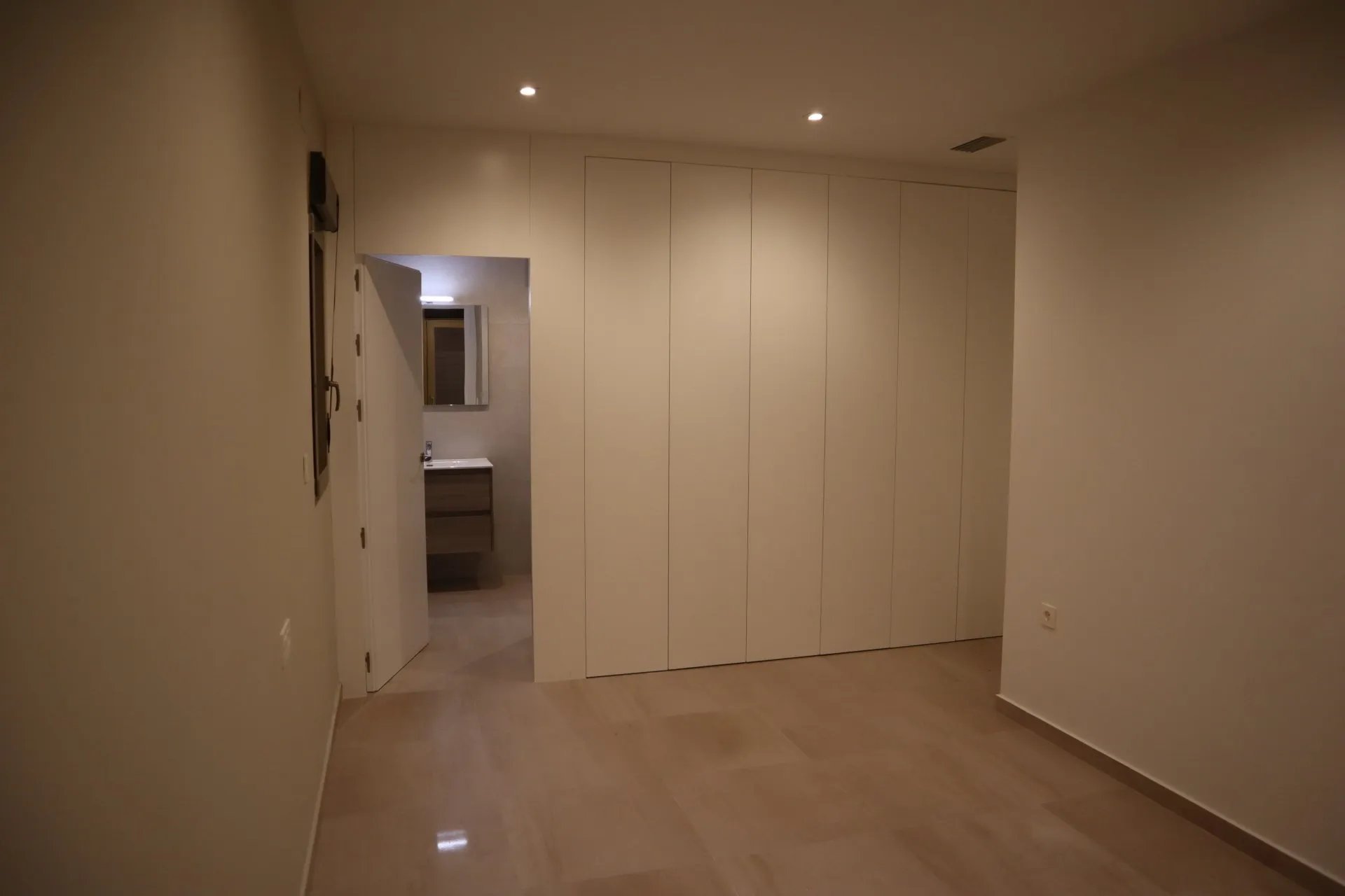 New Build - Villa -
Aspe