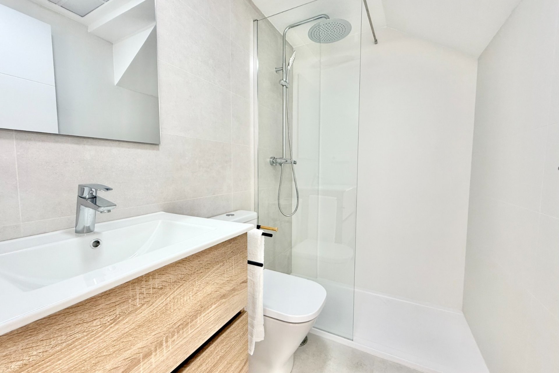 Nieuwbouw - Appartement -
Cox