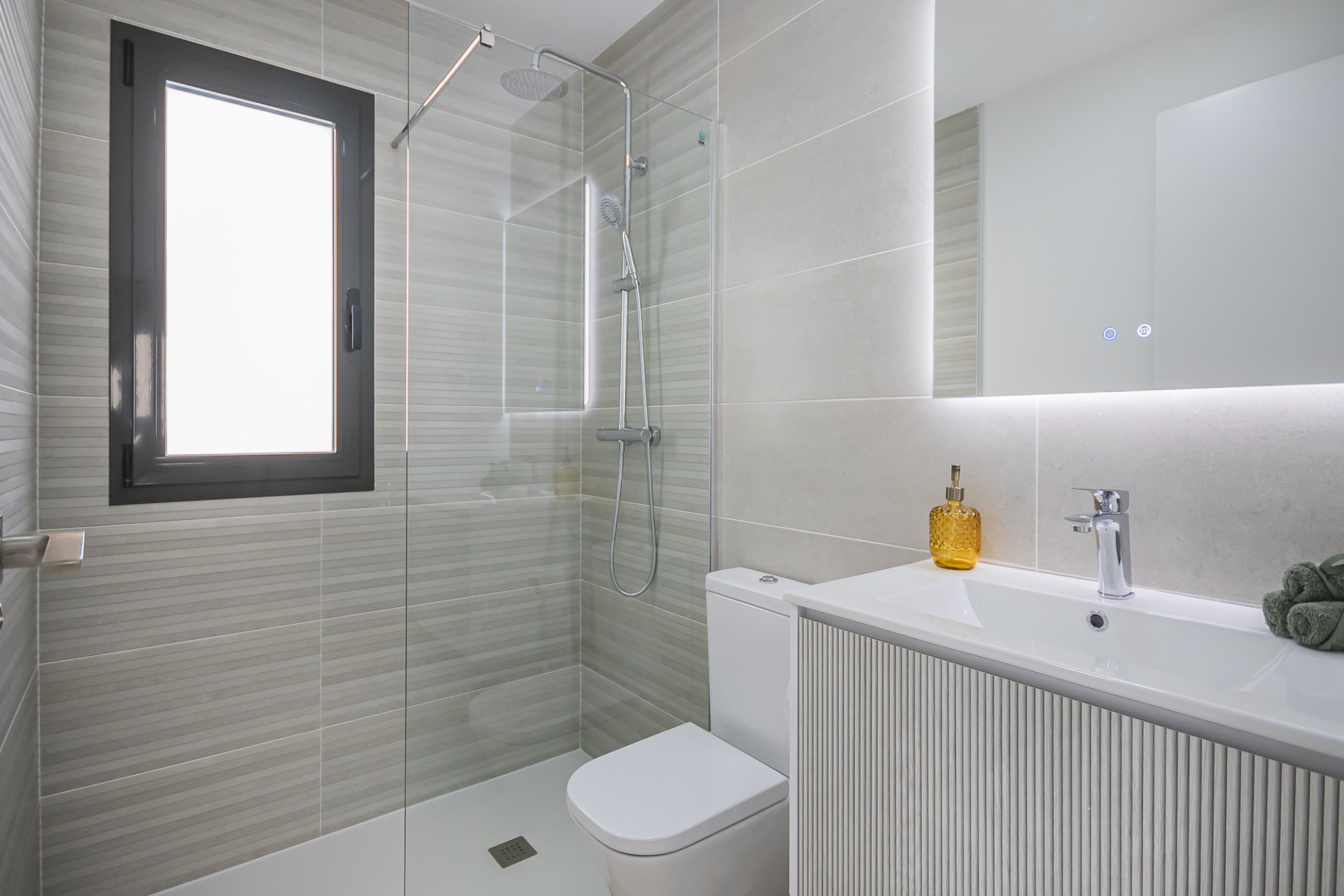 Nieuwbouw - Geschakelde woning -
Torrevieja