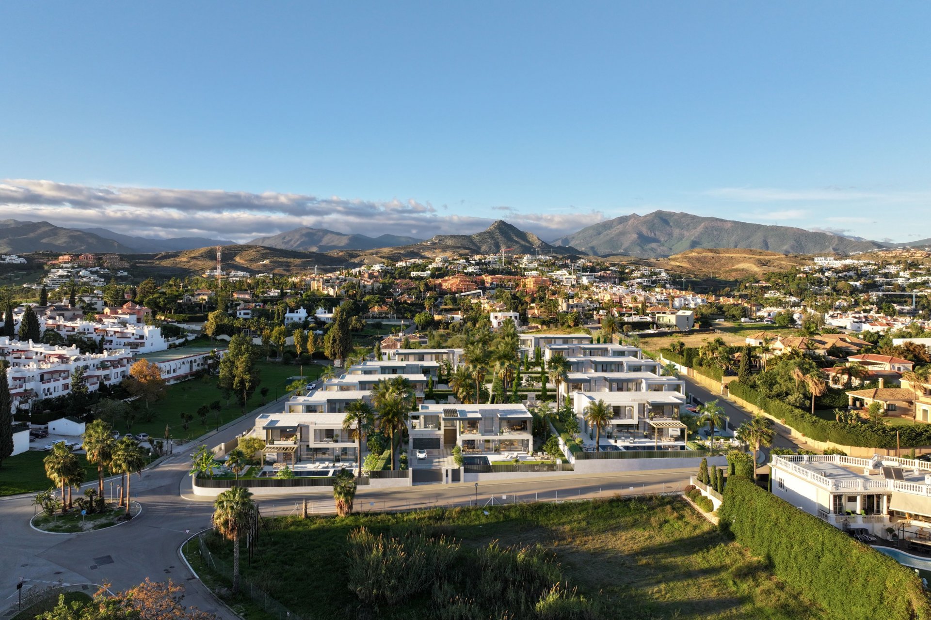 Nieuwbouw  - Villa -
Estepona