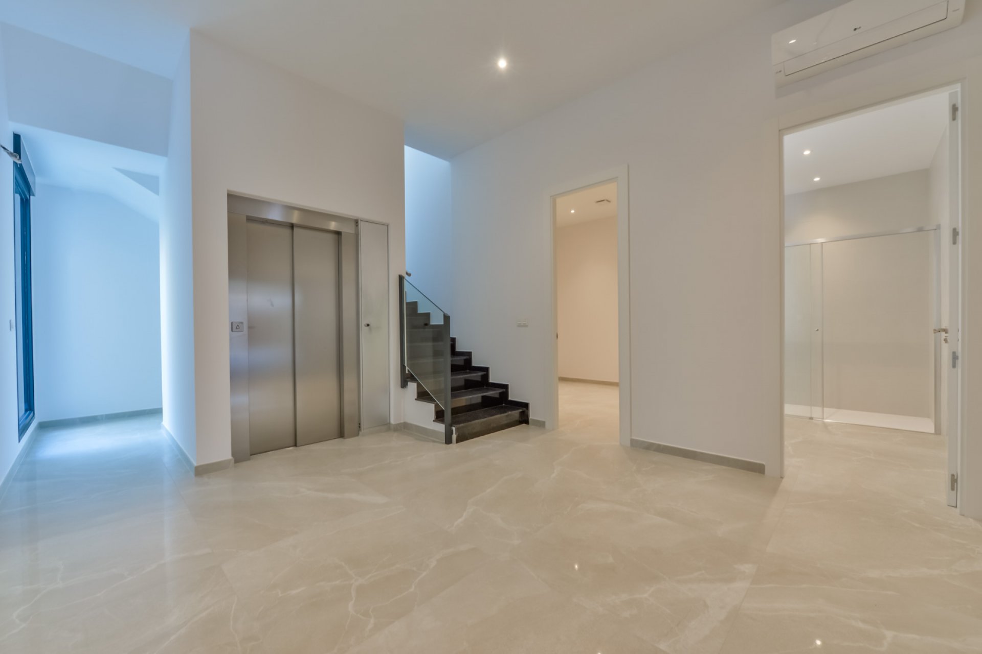 Nieuwbouw - Villa -
Golf Bahía