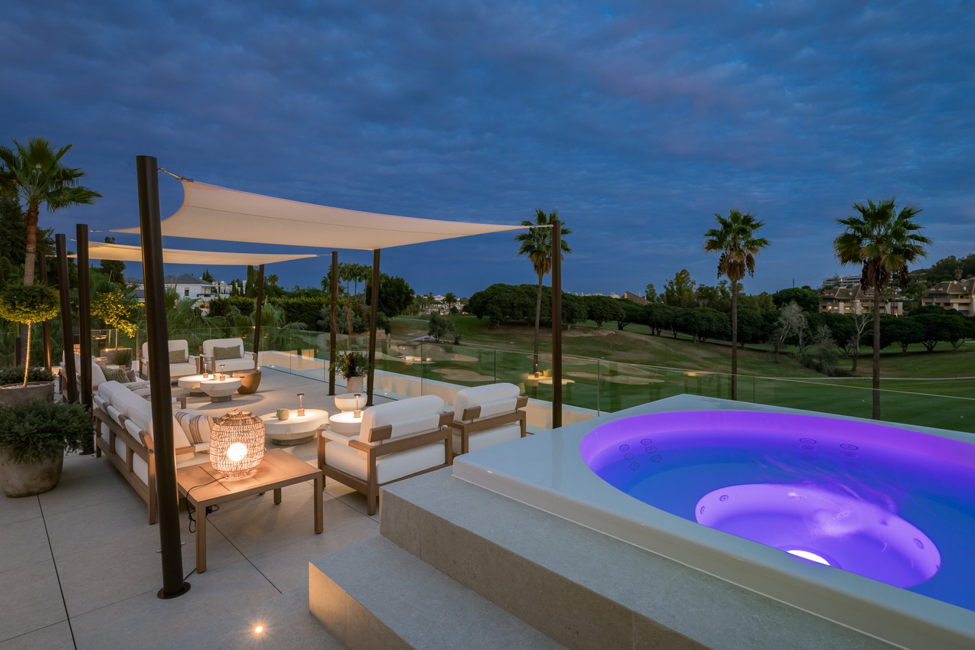 Nieuwbouw  - Villa -
Marbella