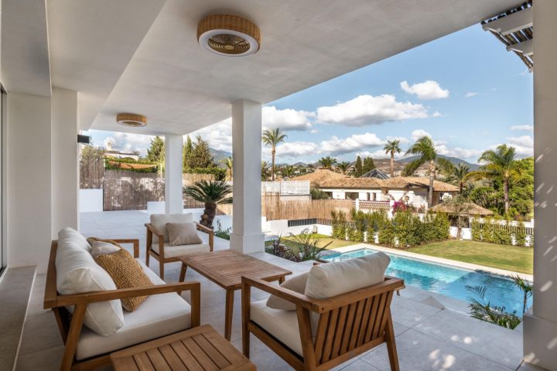 Nieuwbouw  - Villa -
Marbella