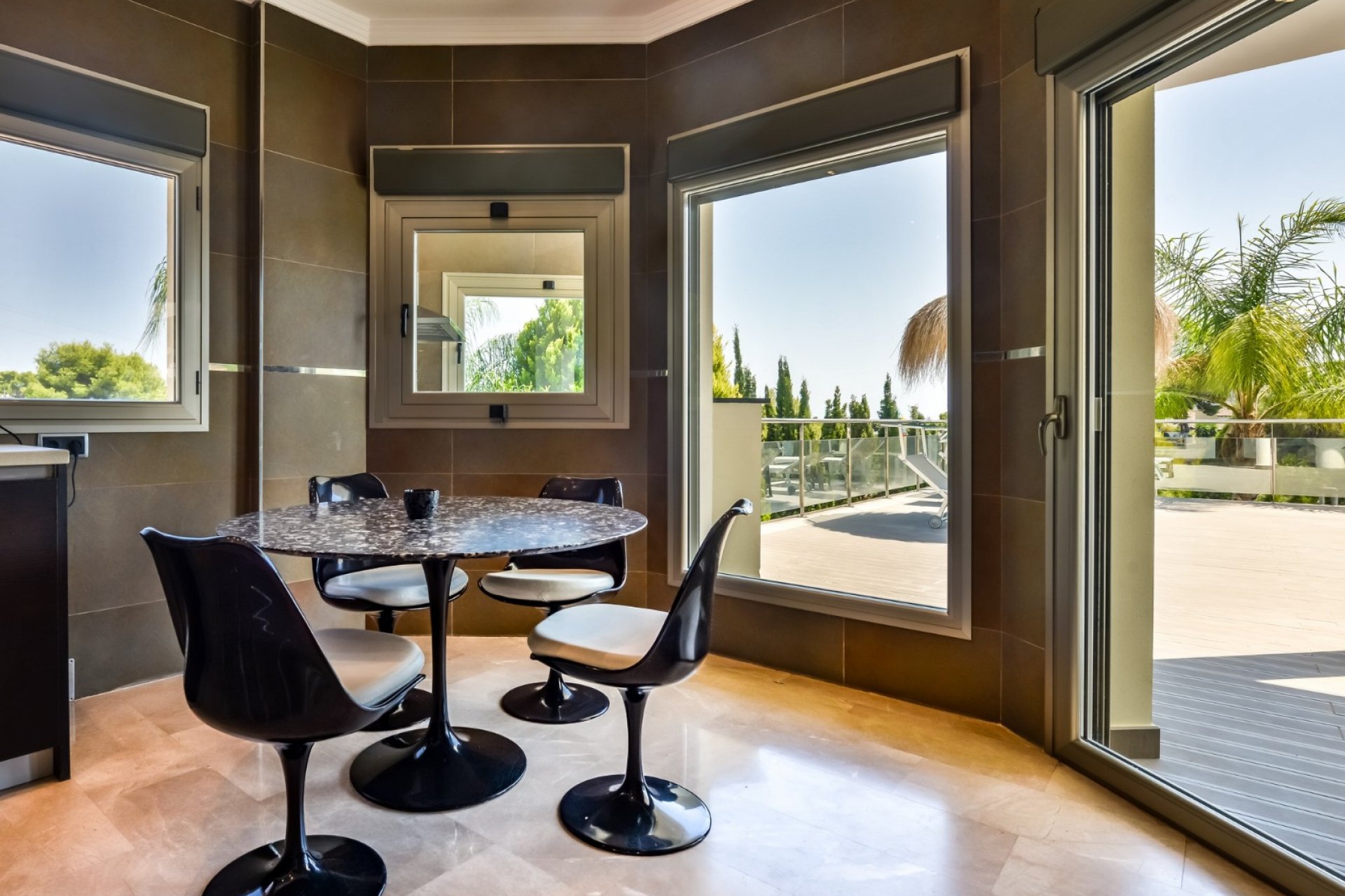 Resale - Villa -
Benissa - La Fustera