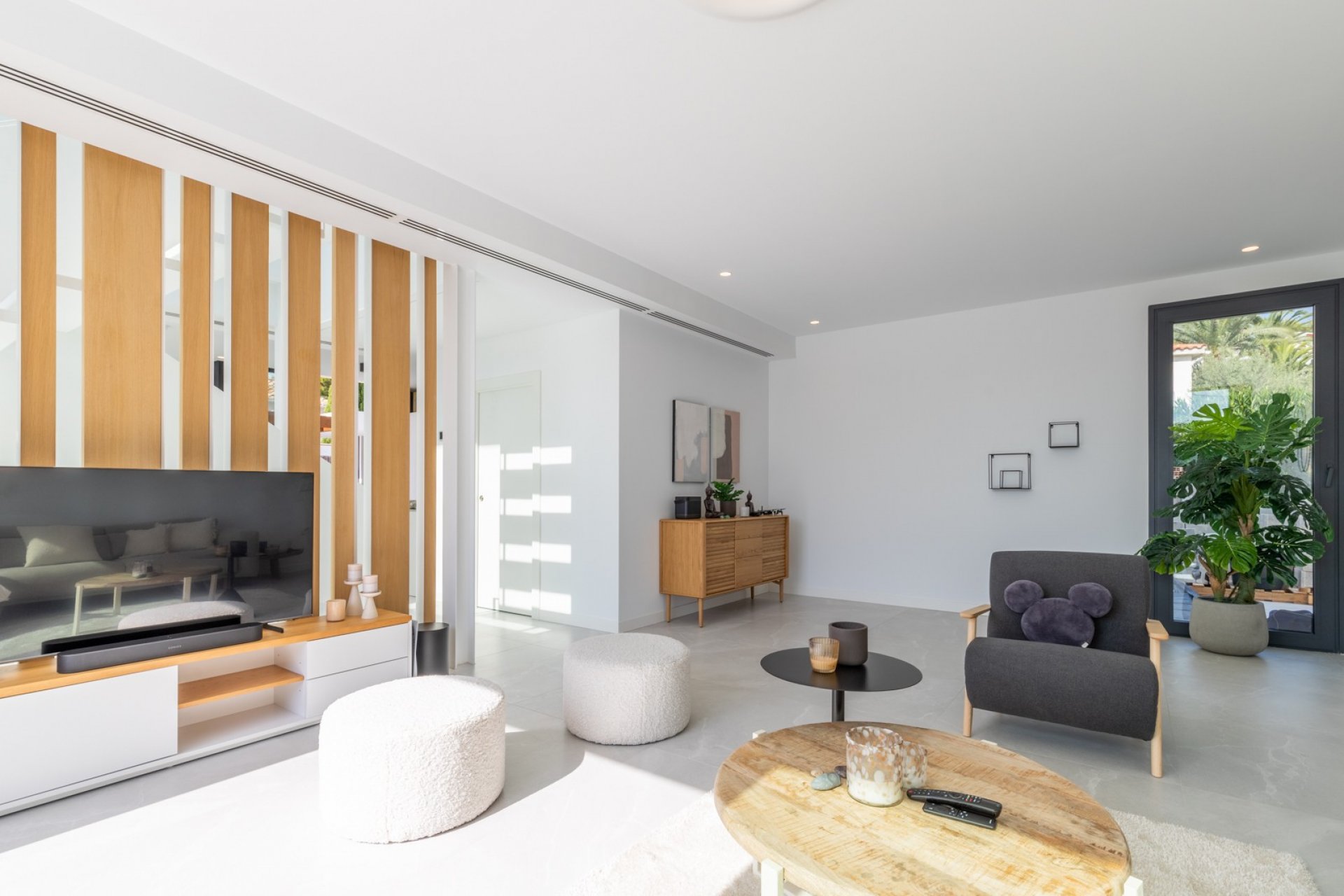 Resale - Villa -
Benissa - La Fustera