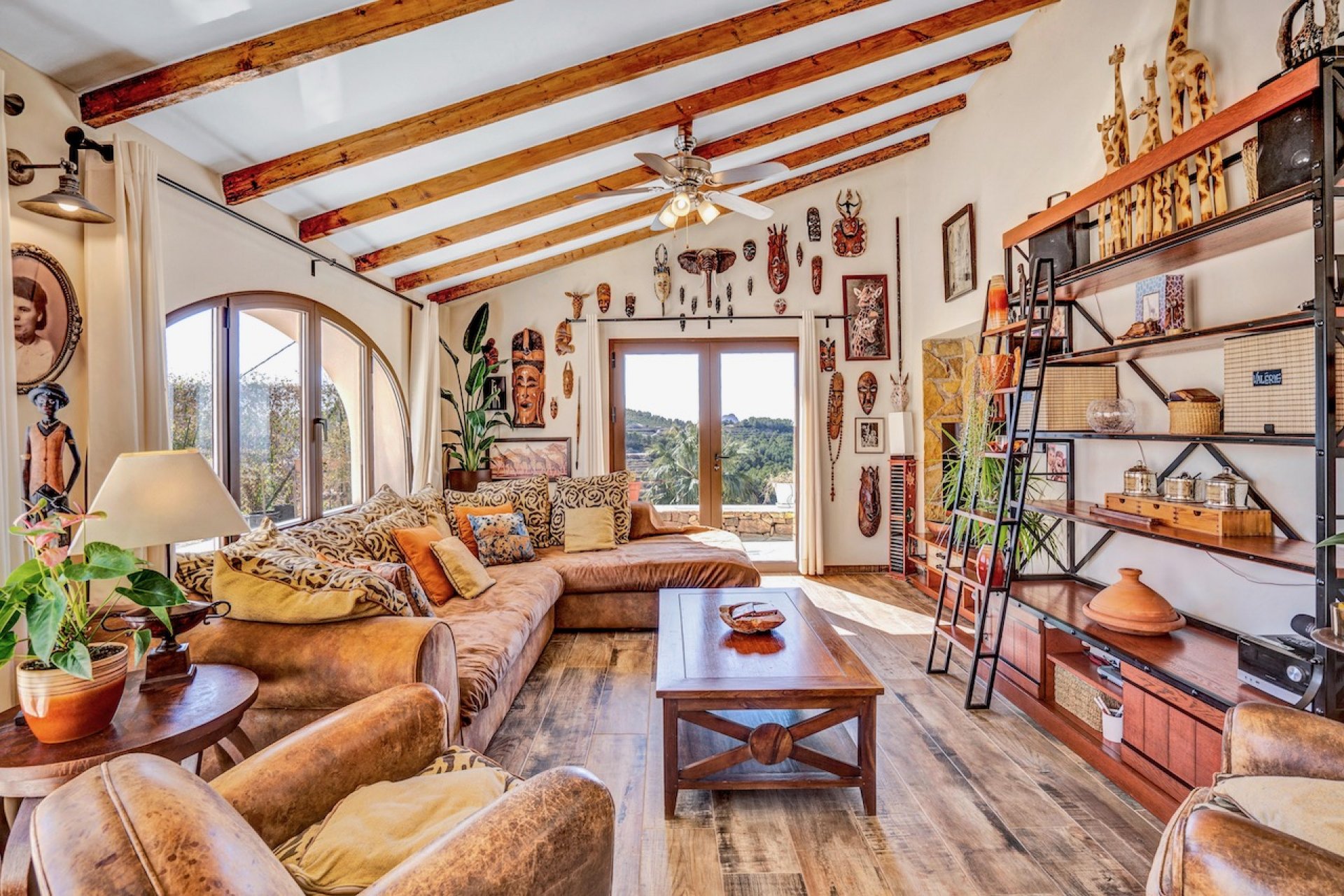 Resale - Villa -
Benissa - Partida Llenes