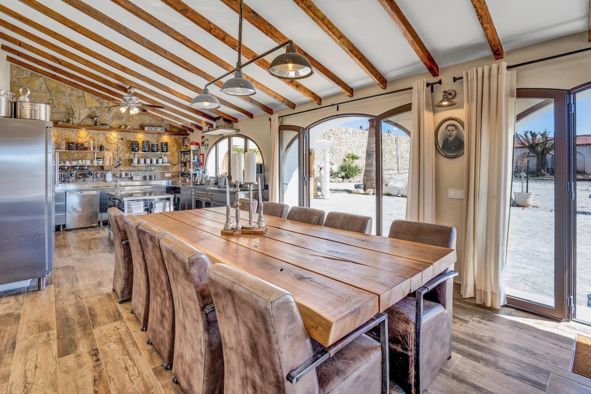 Resale - Villa -
Benissa - Partida Llenes