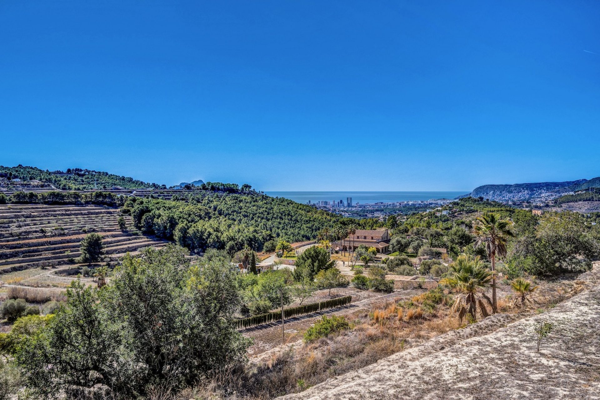 Resale - Villa -
Benissa - Partida Llenes