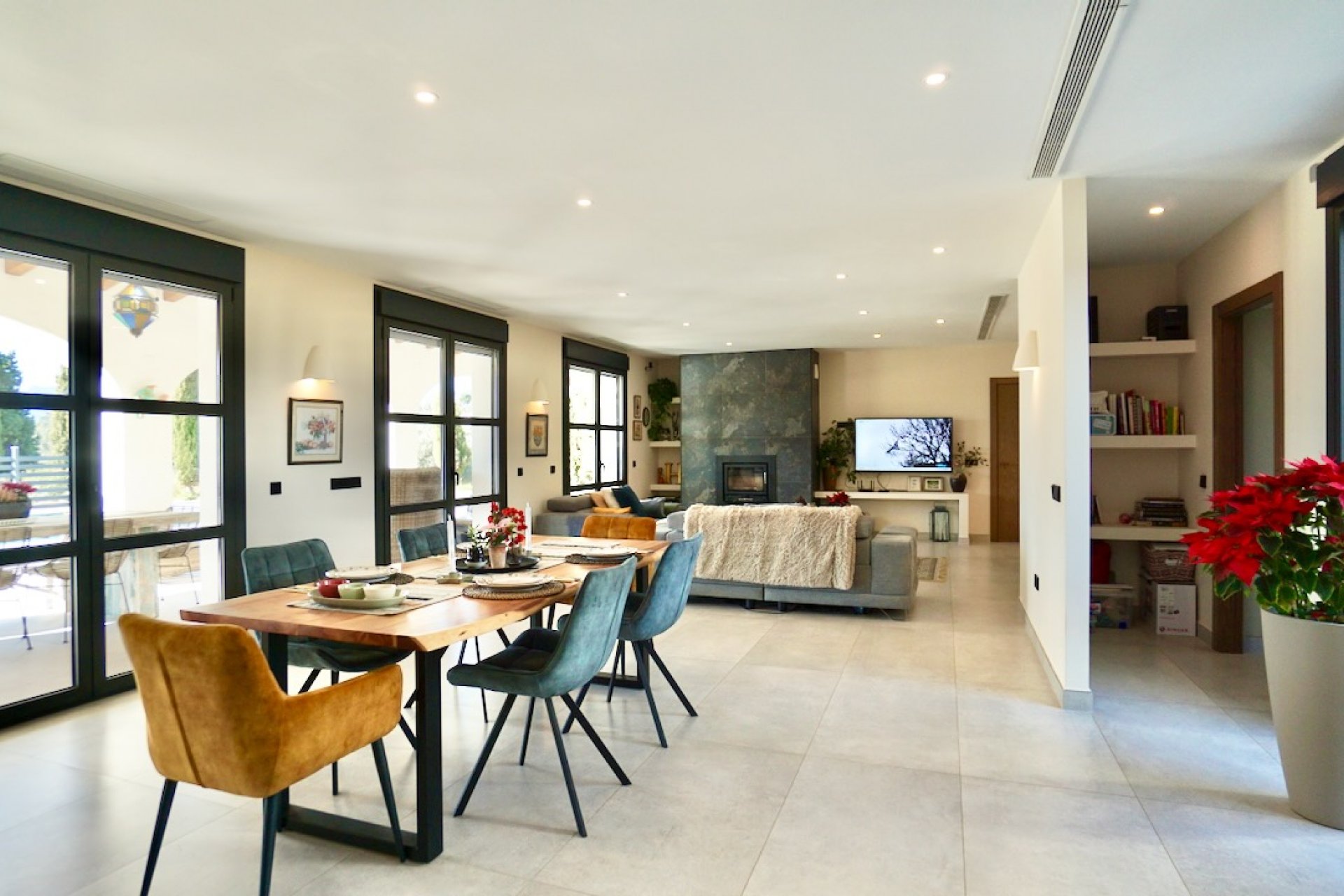 Resale - Villa -
Benissa - Partida Paratella