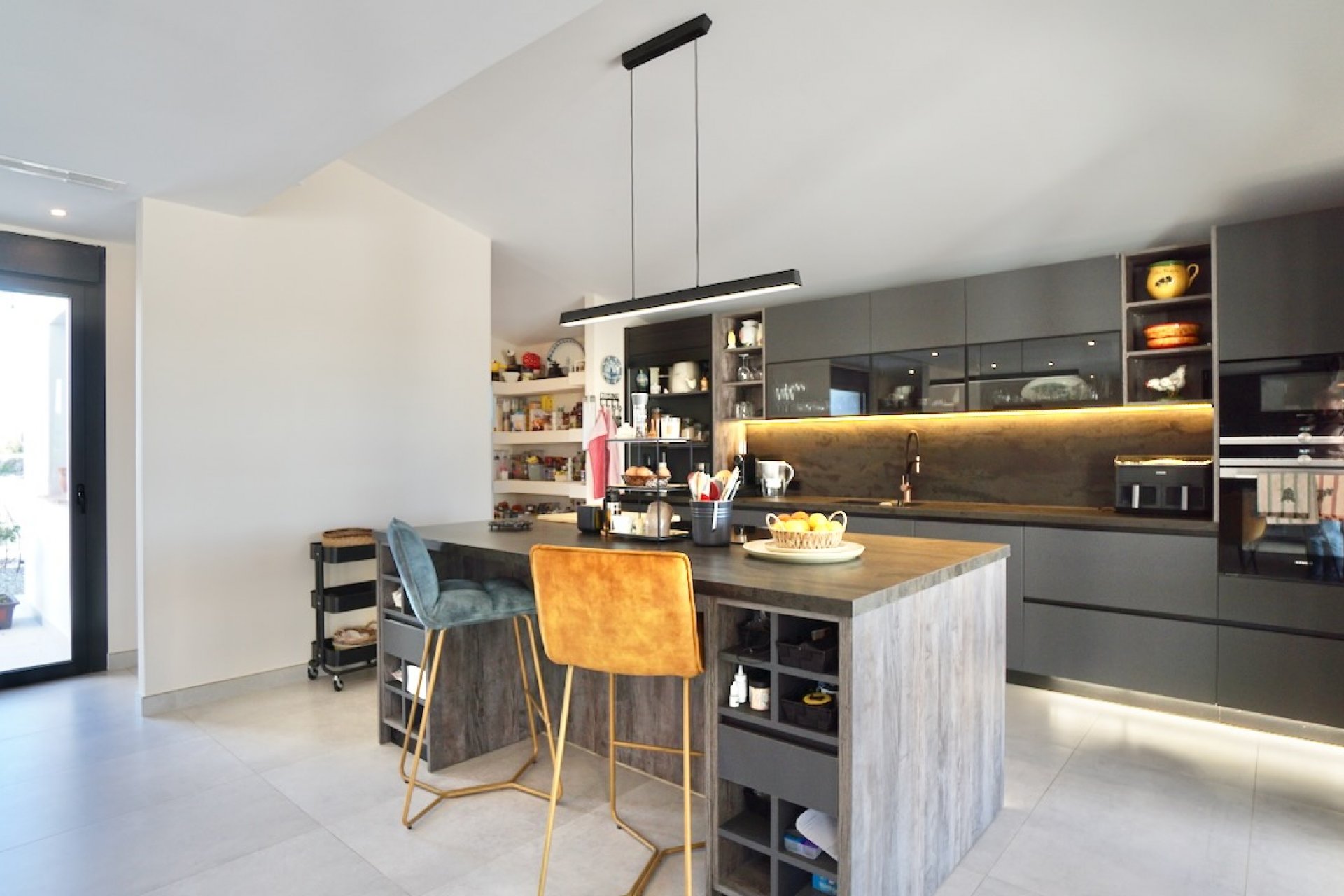 Resale - Villa -
Benissa - Partida Paratella