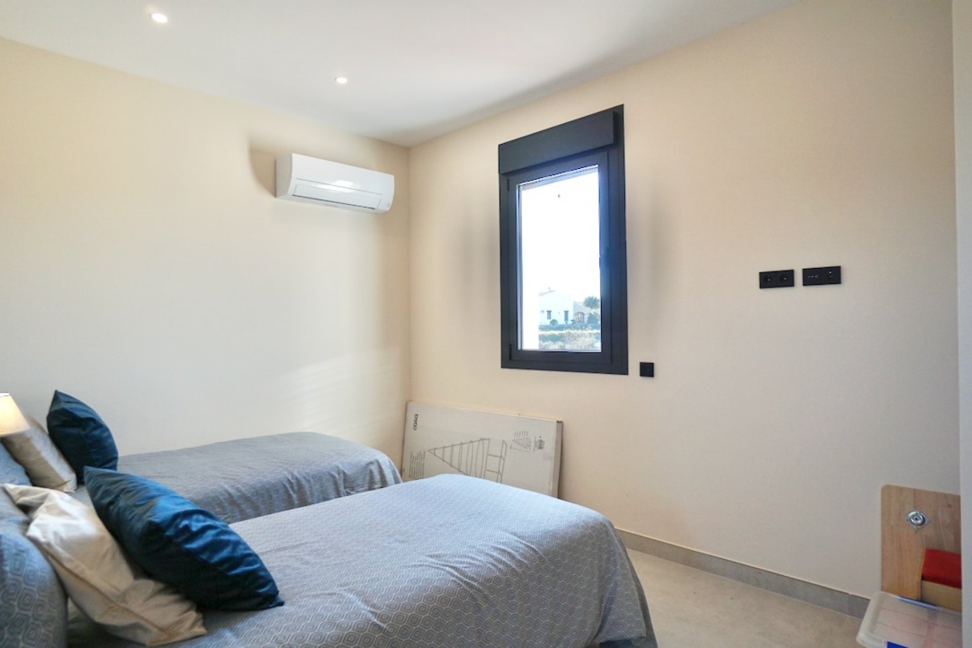Resale - Villa -
Benissa - Partida Paratella