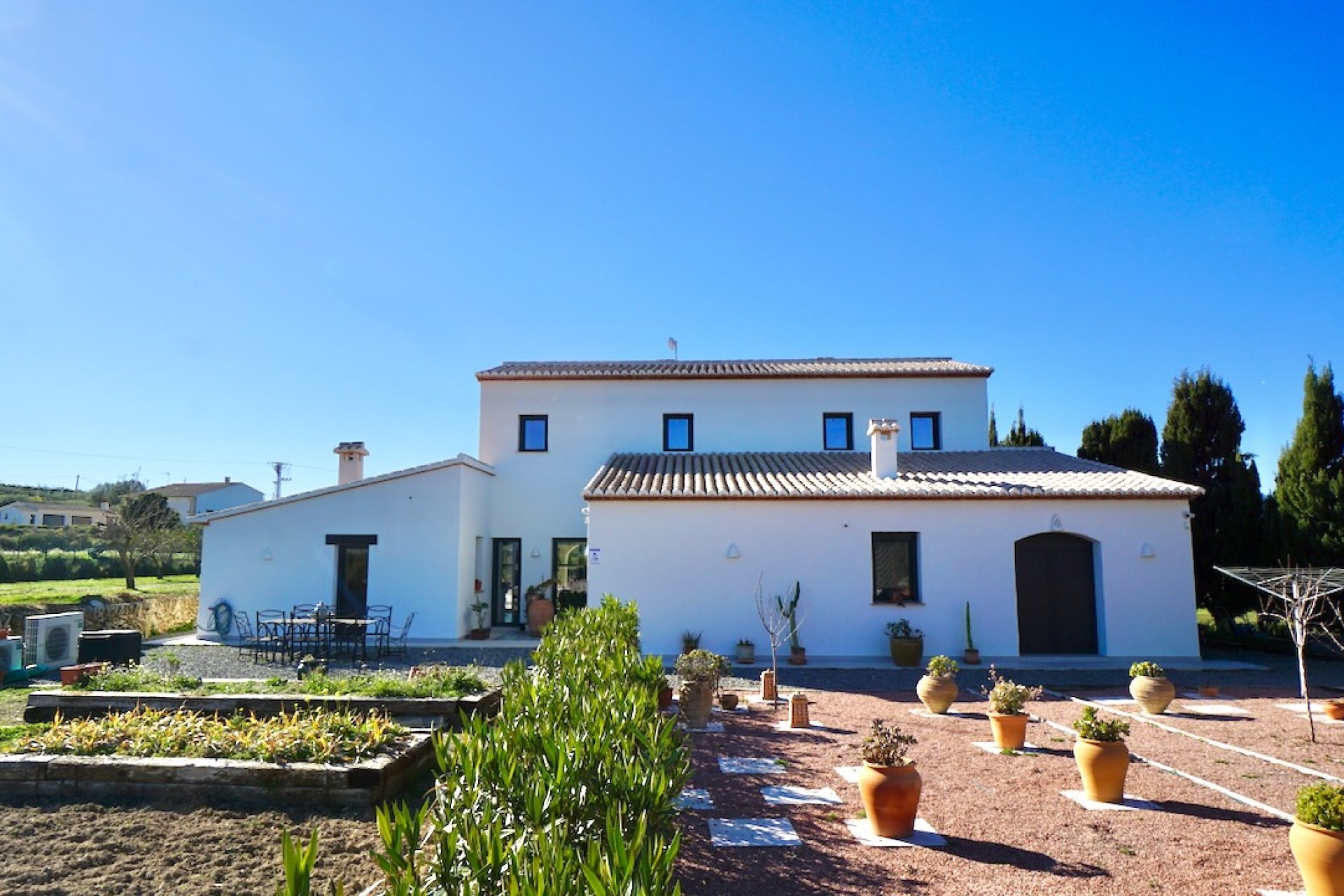 Resale - Villa -
Benissa - Partida Paratella