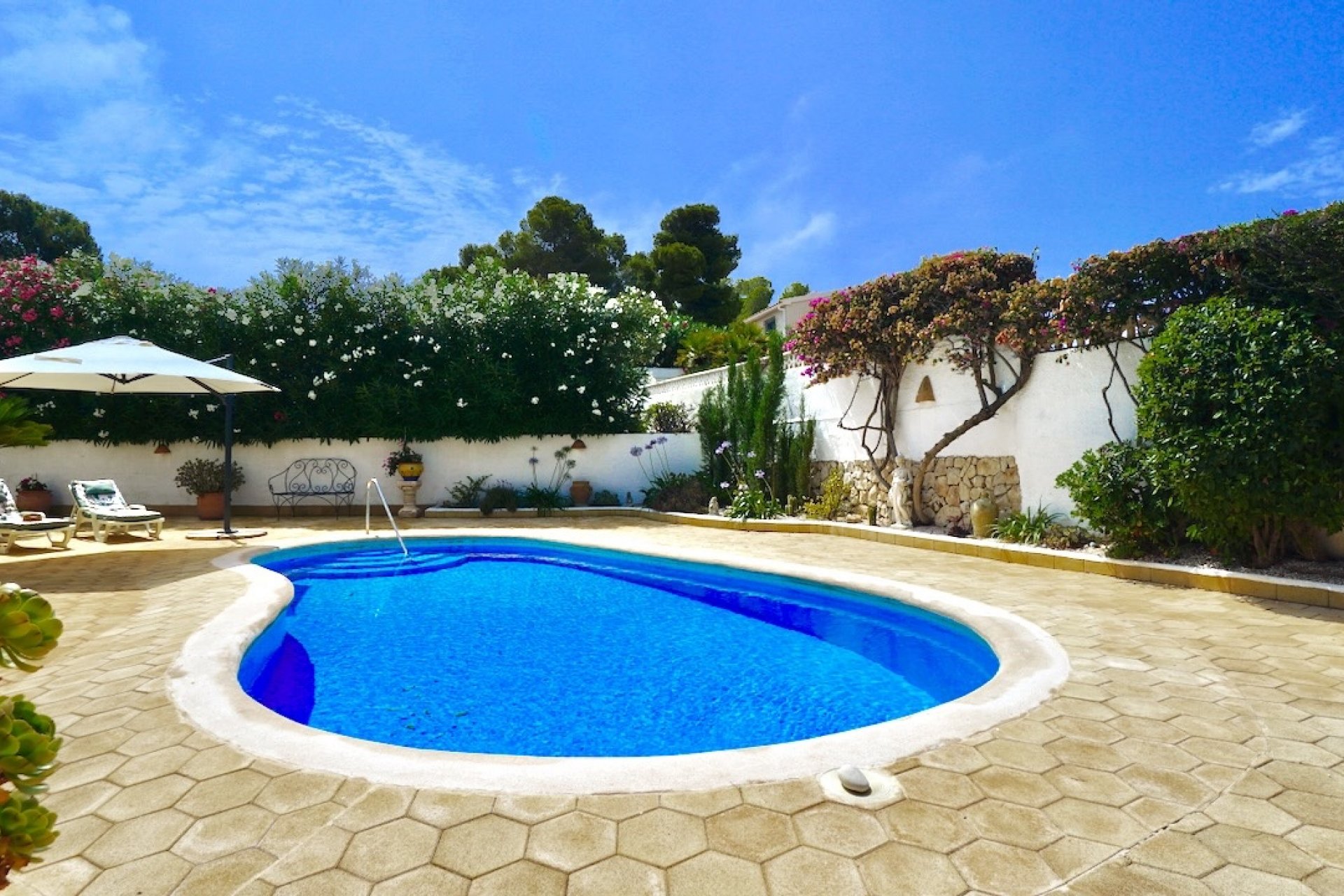 Resale - Villa -
Benissa - Punta Estrella