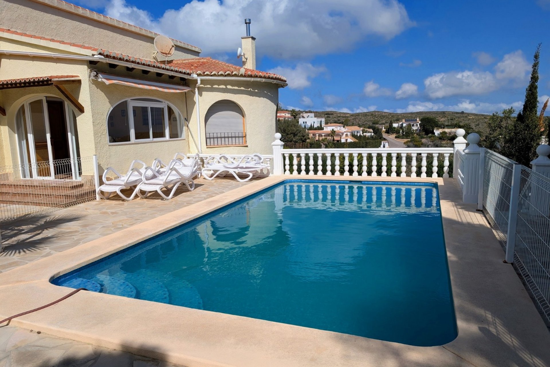 Resale - Villa -
Benitachell - Cumbre Del Sol