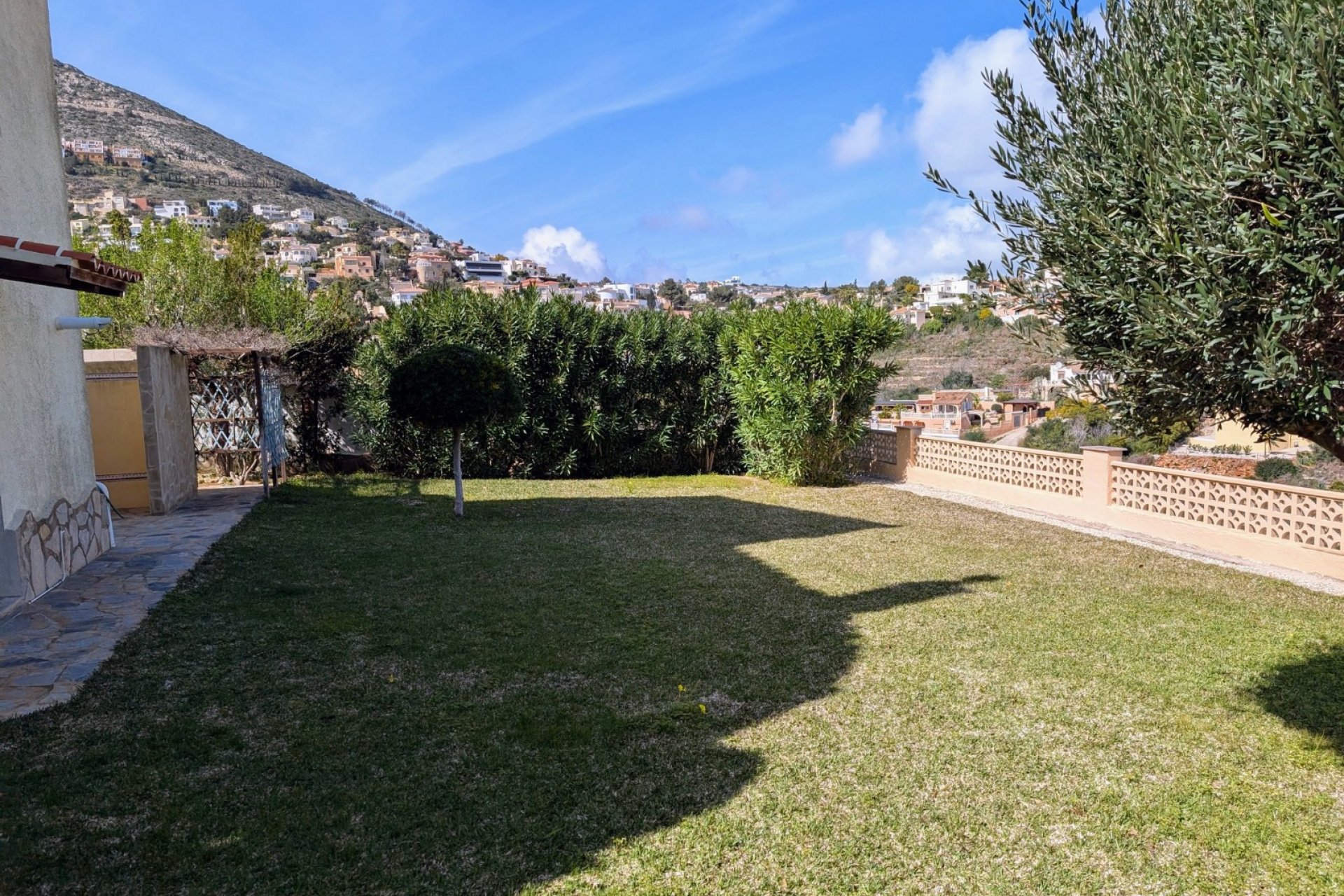 Resale - Villa -
Benitachell - Cumbre Del Sol