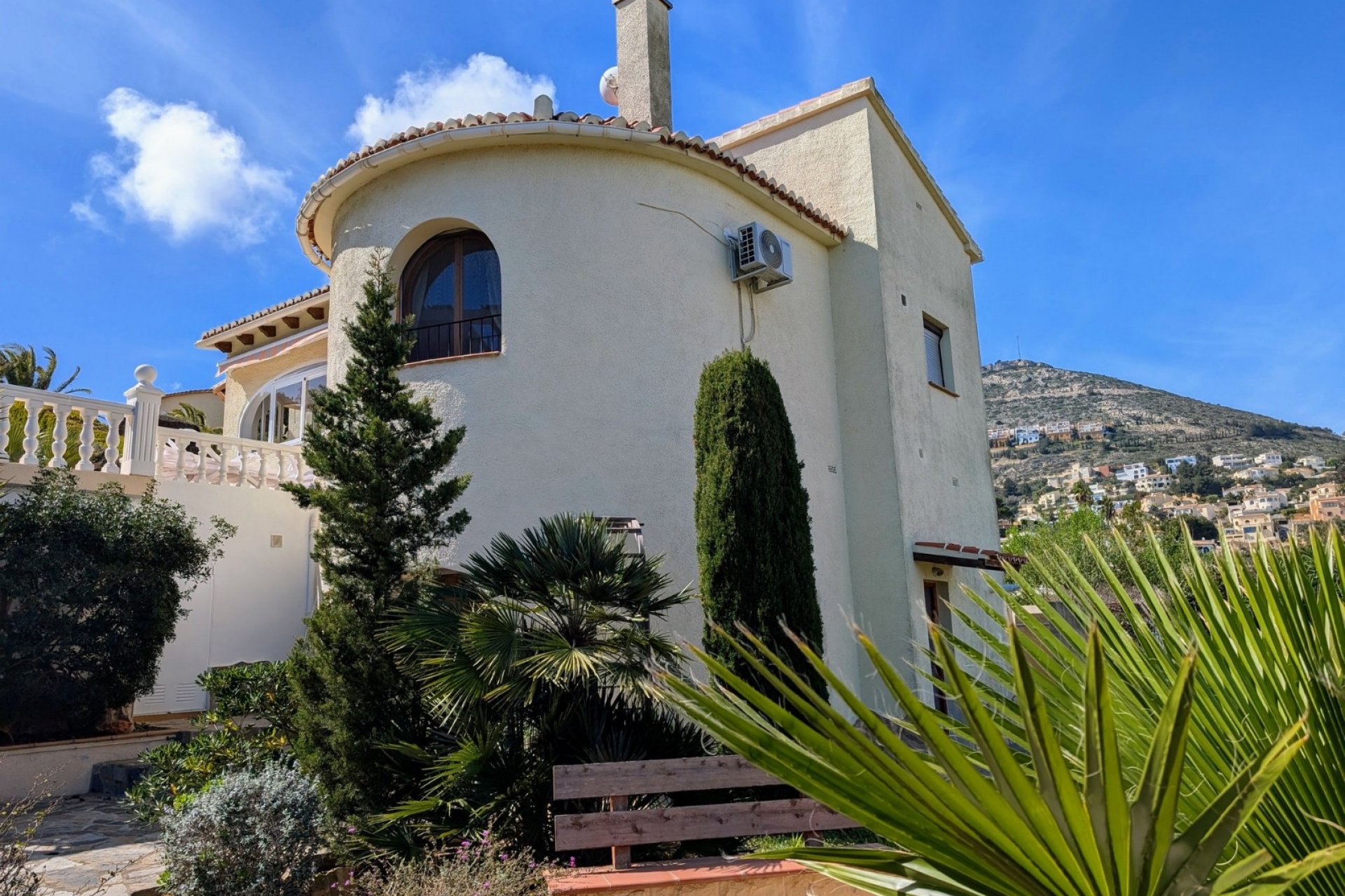 Resale - Villa -
Benitachell - Cumbre Del Sol