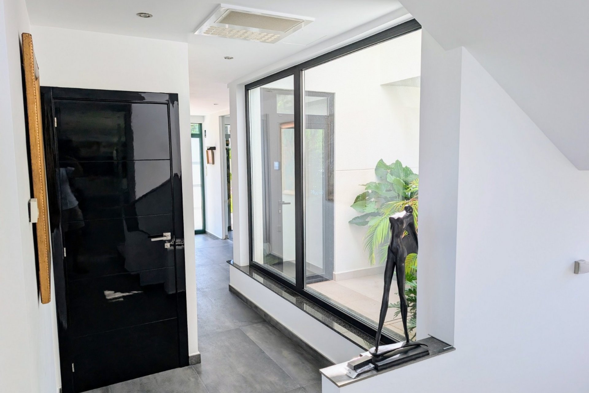 Resale - Villa -
Calpe - Calalga