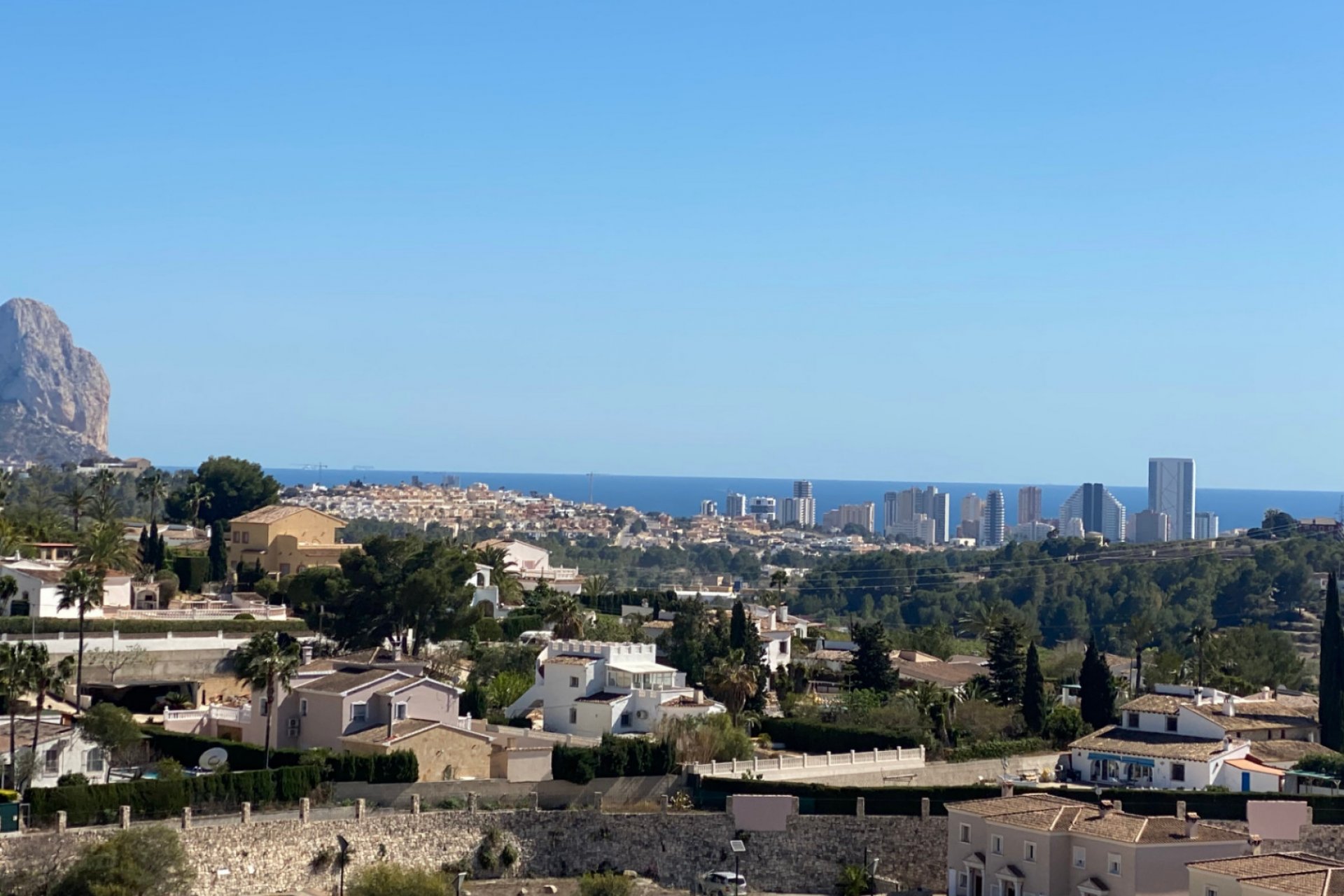 Resale - Villa -
Calpe - Empedrola