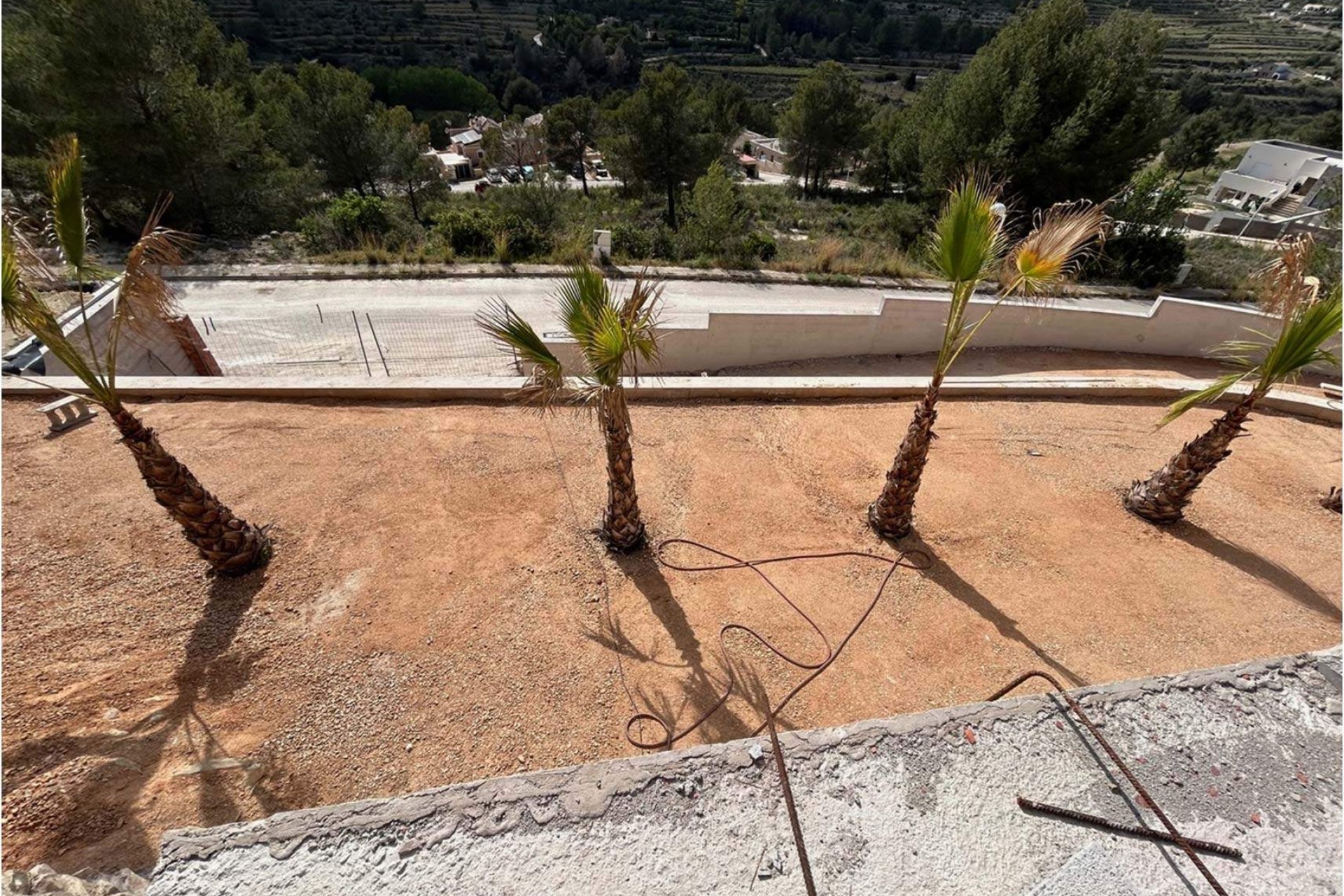 Resale - Villa -
Calpe - Empedrola