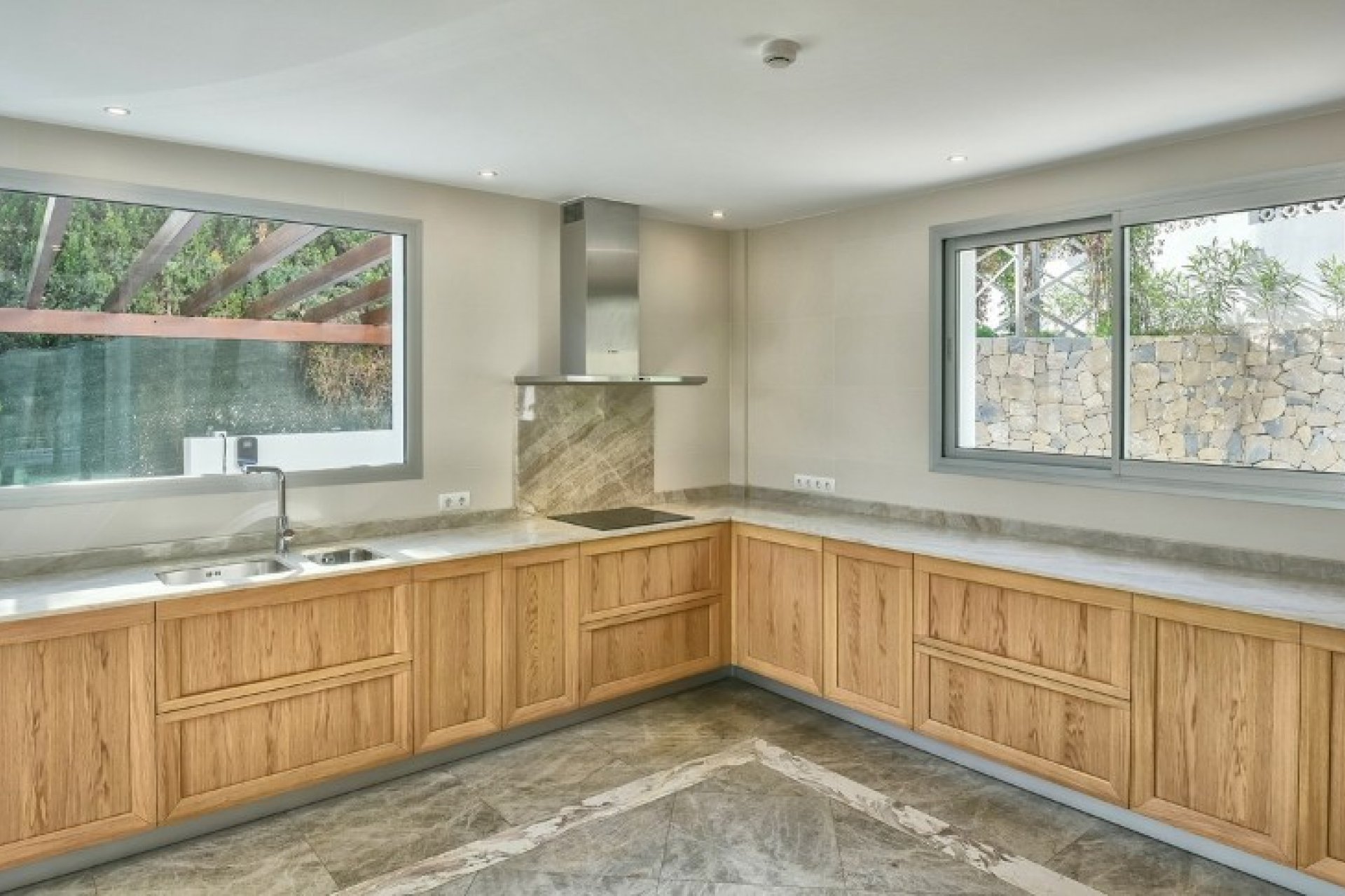 Resale - Villa -
Calpe - La Canuta