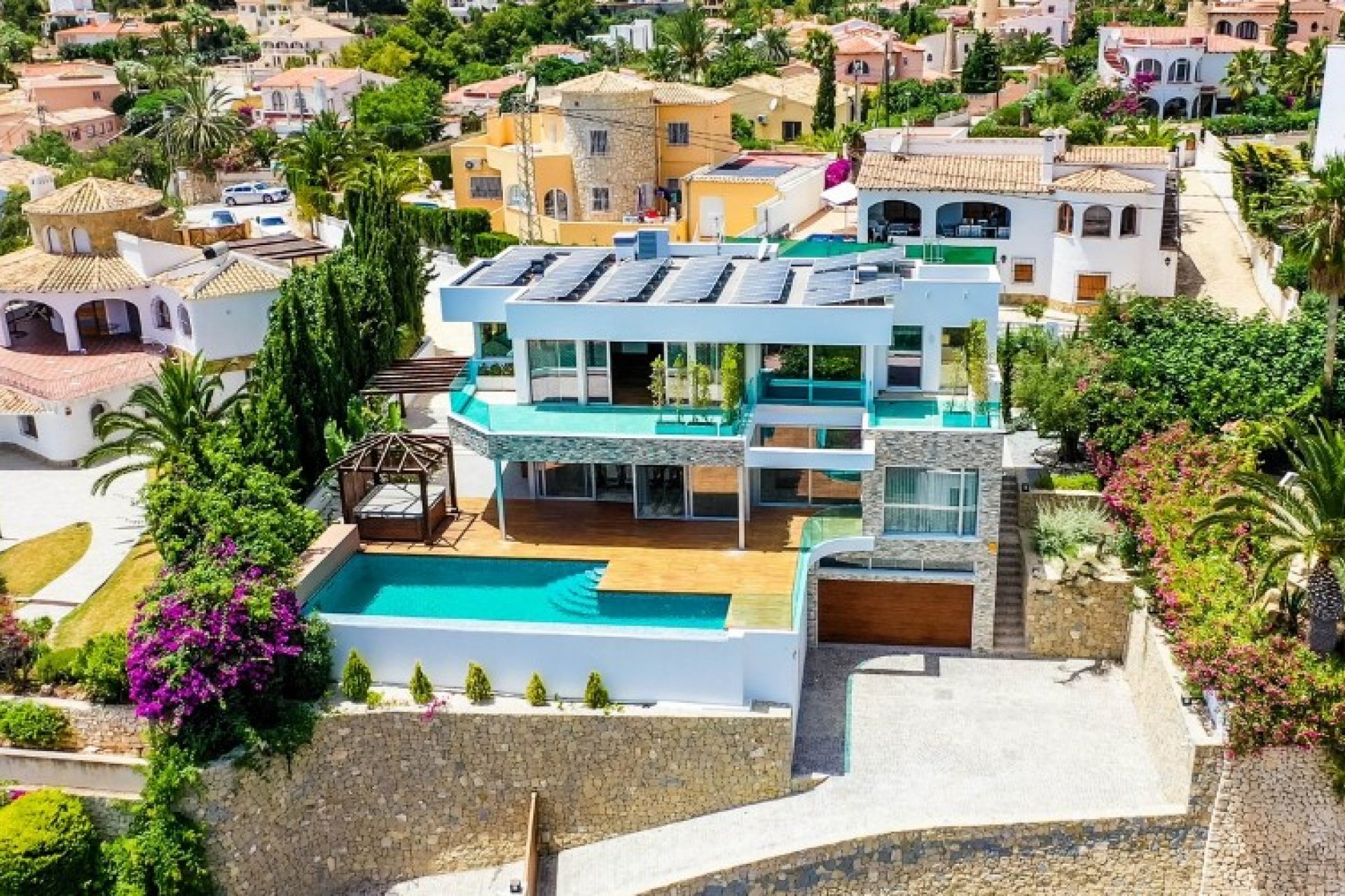 Resale - Villa -
Calpe - La Canuta