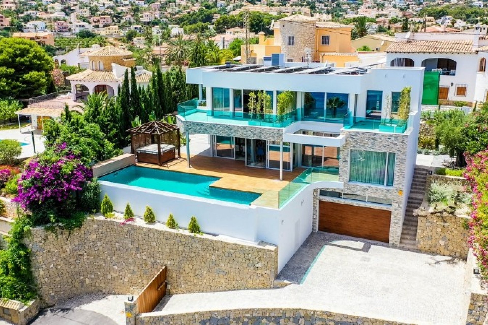 Resale - Villa -
Calpe - La Canuta