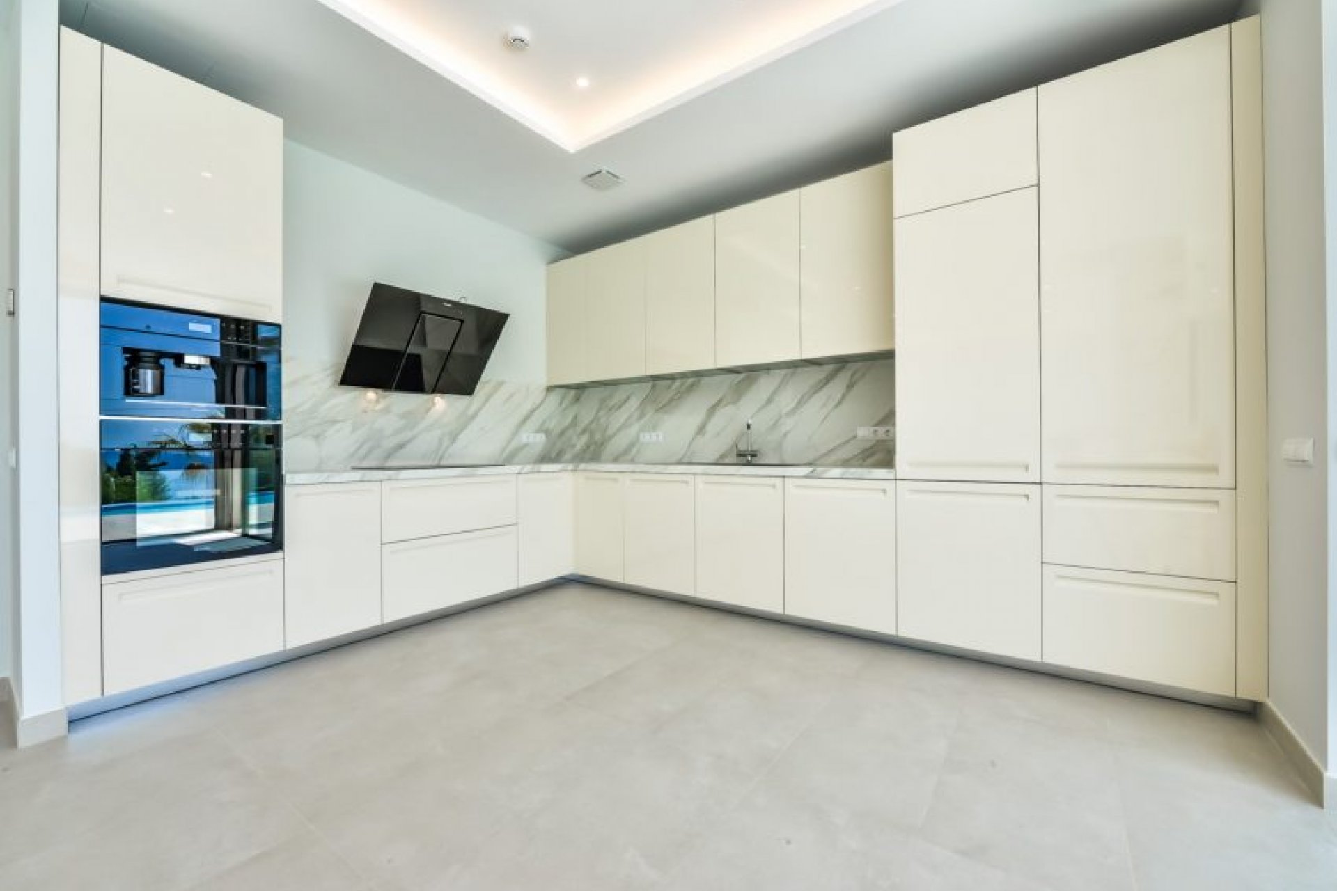 Resale - Villa -
Calpe - Tossal